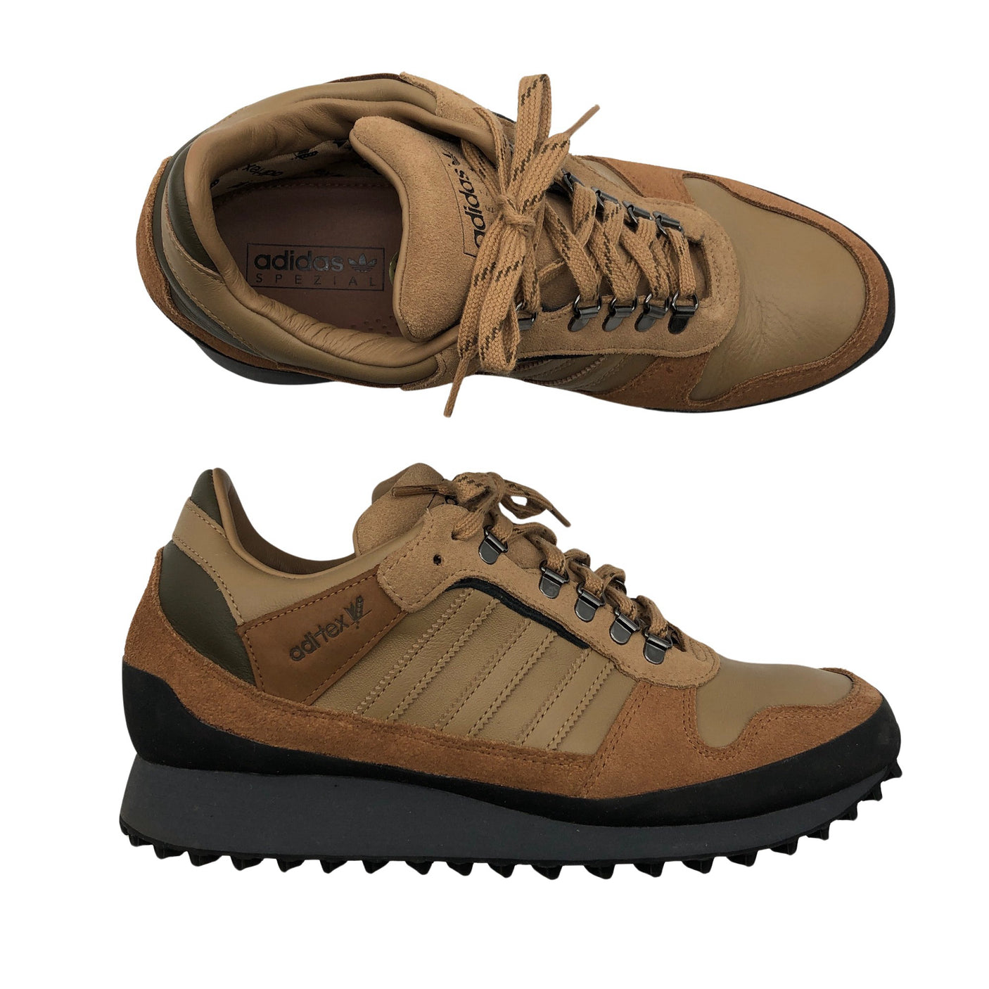 Unisex Adidas - Lenkkarit, koko 44 - (1)