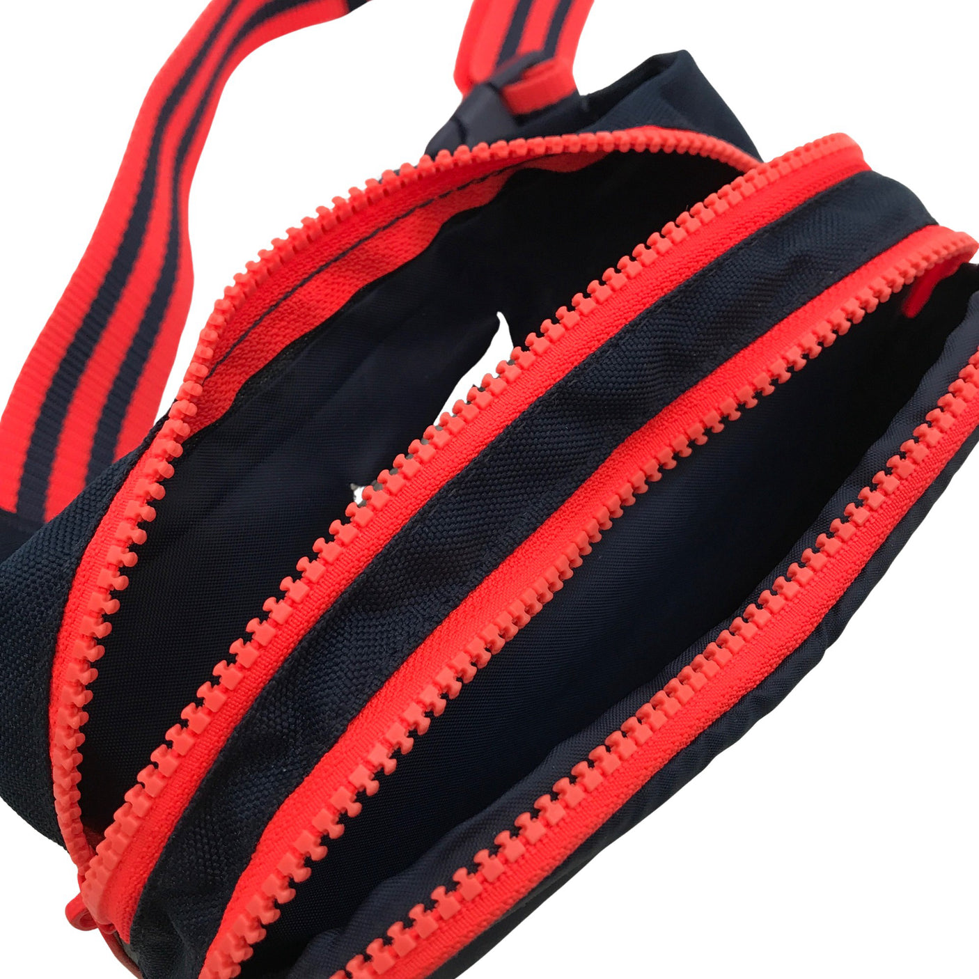Unisex Adidas - Vyölaukku, koko Mini - (2)