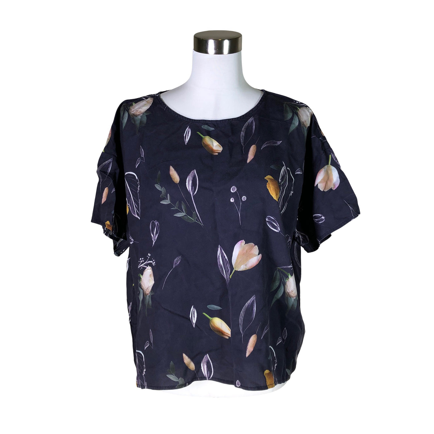 Unisex Uhana Design - Lyhythihainen pusero, koko 40 - (1)