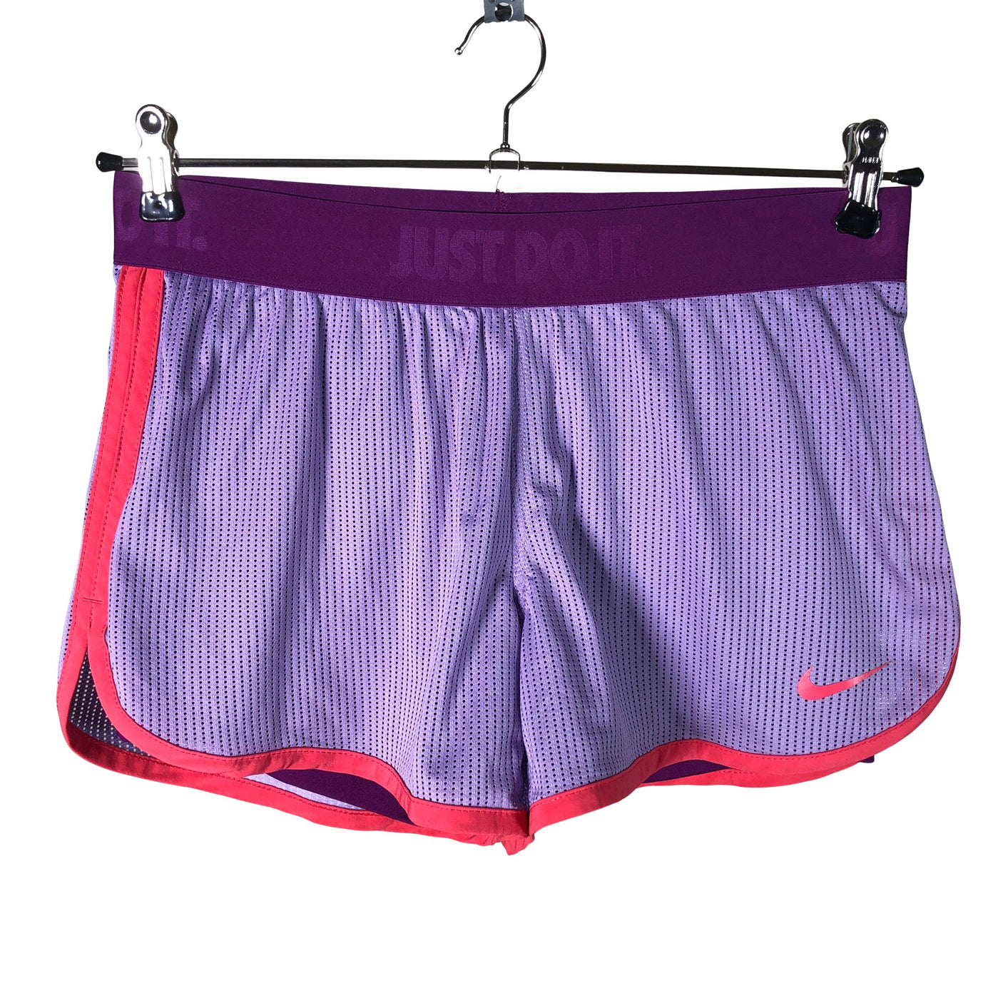 Unisex Nike - Urheilushortsit, koko 38 - (1)