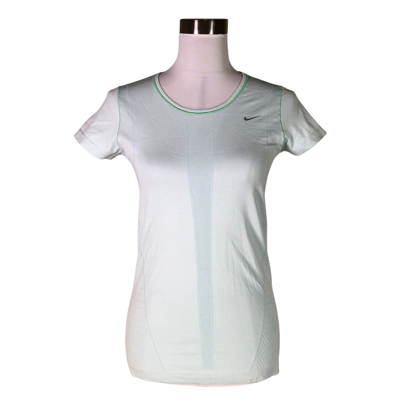 Unisex Nike - Urheilupaita, lyhyet hihat, koko 38 - (1)