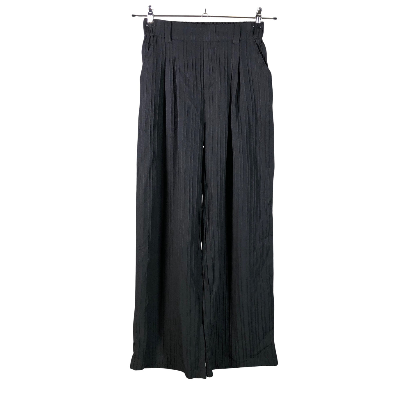 Unisex Halara - Ohuet housut, koko 34 - (1)