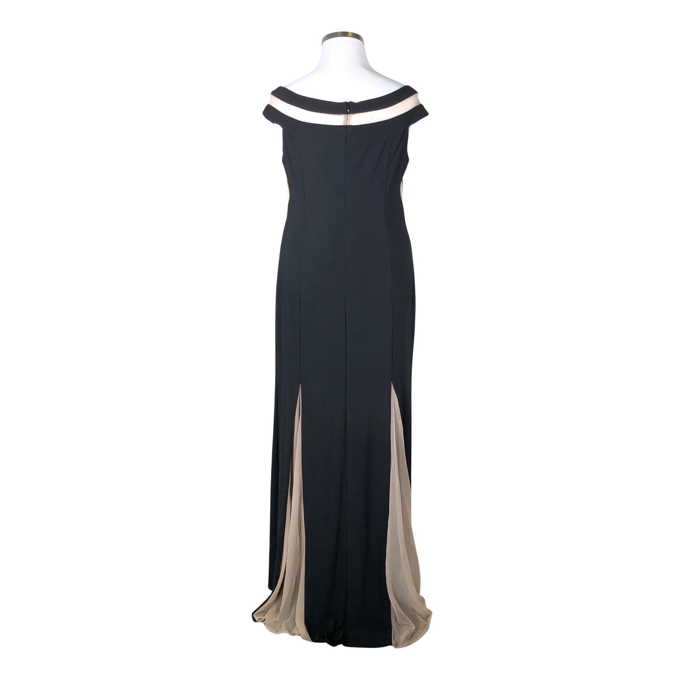 Unisex Frank Lyman - Iltapuku, koko 42 - (2)