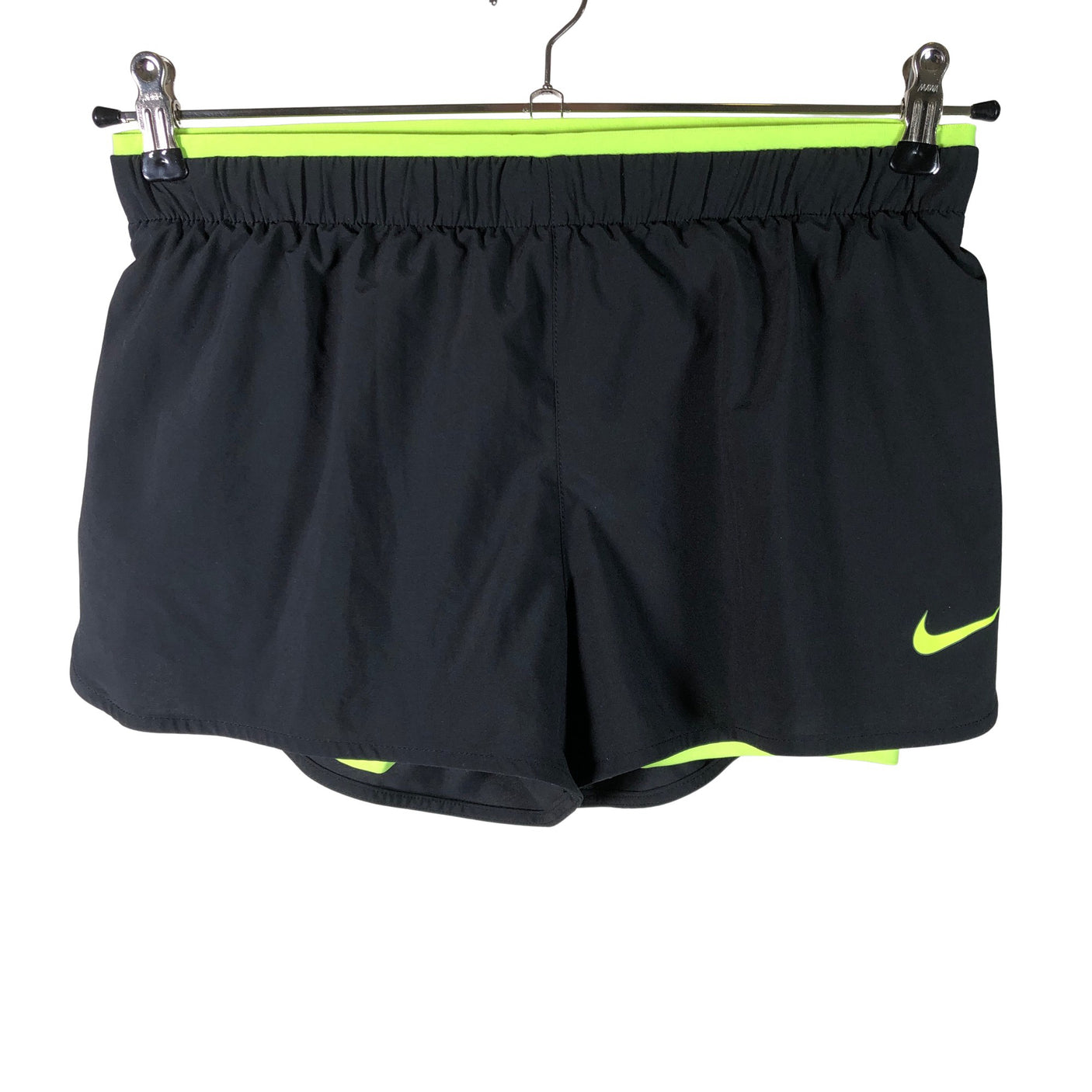Unisex Nike - Urheilushortsit, koko 38 - (1)