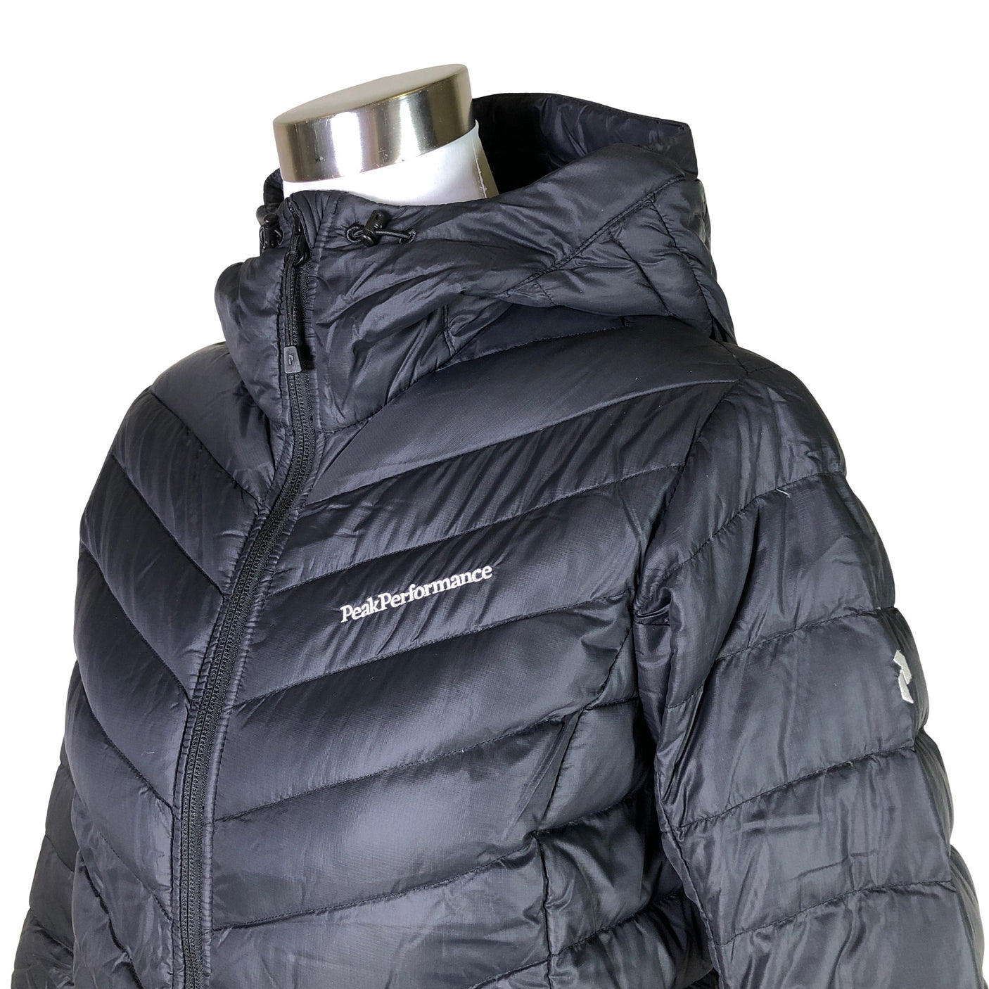 Unisex Peak Performance - Kevytuntuvatakki, koko 38 - (3)