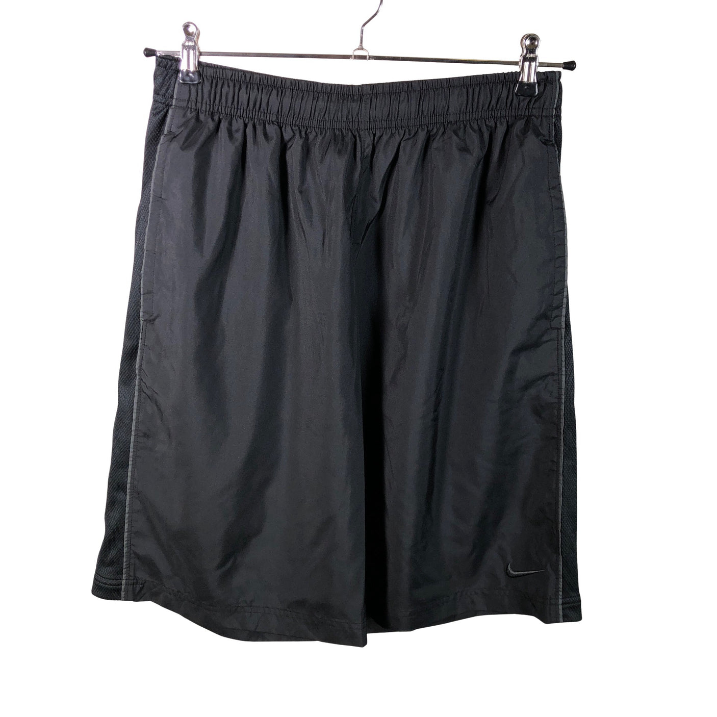Unisex Nike - Urheilushortsit, koko L - (1)