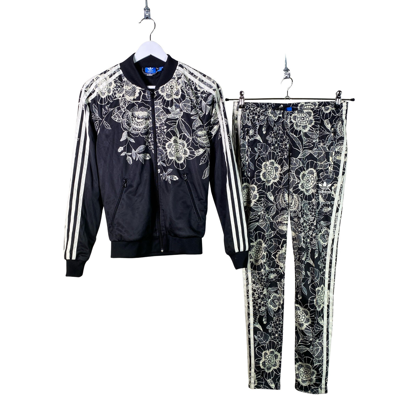 Unisex Adidas - Verryttelytakki, koko 32 - (1)