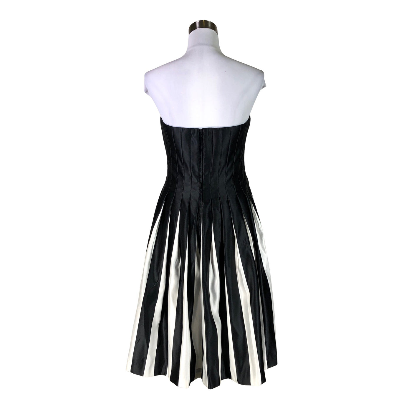 Unisex BCBG Maxazria - Juhlamekko, koko 40 - (2)