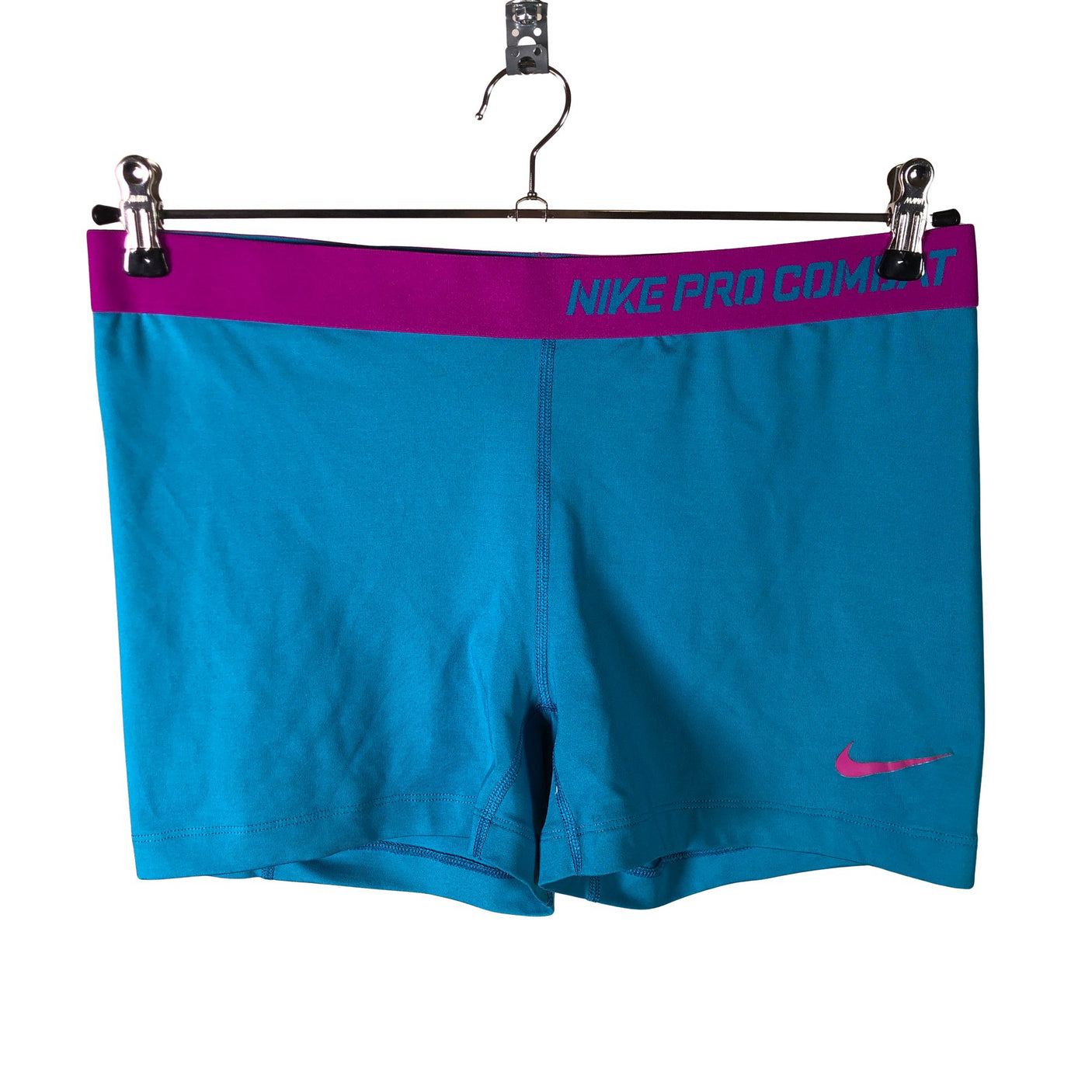 Unisex Nike - Urheilushortsit, koko 42 - (1)