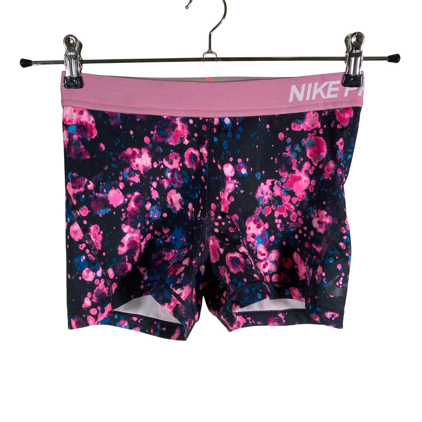Unisex Nike - Urheilushortsit, koko 38 - (1)