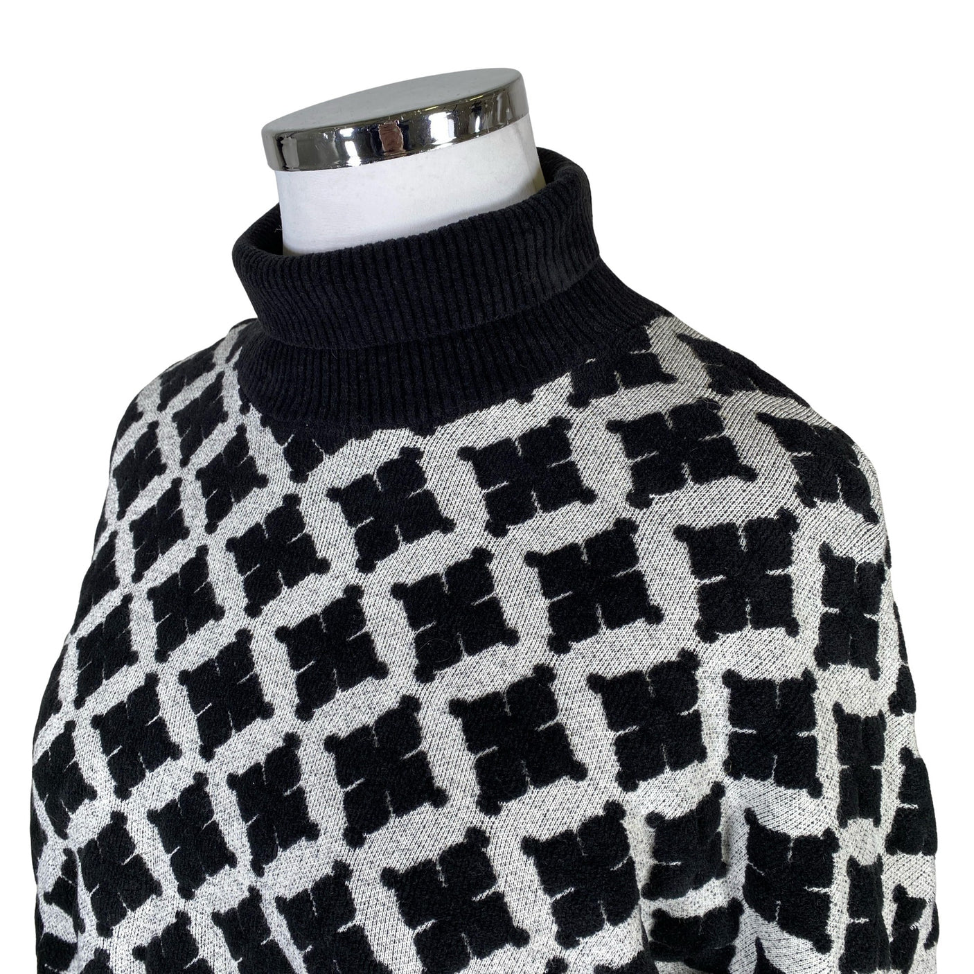 Unisex by Malene Birger - Neulepaita, koko 44 - (3)