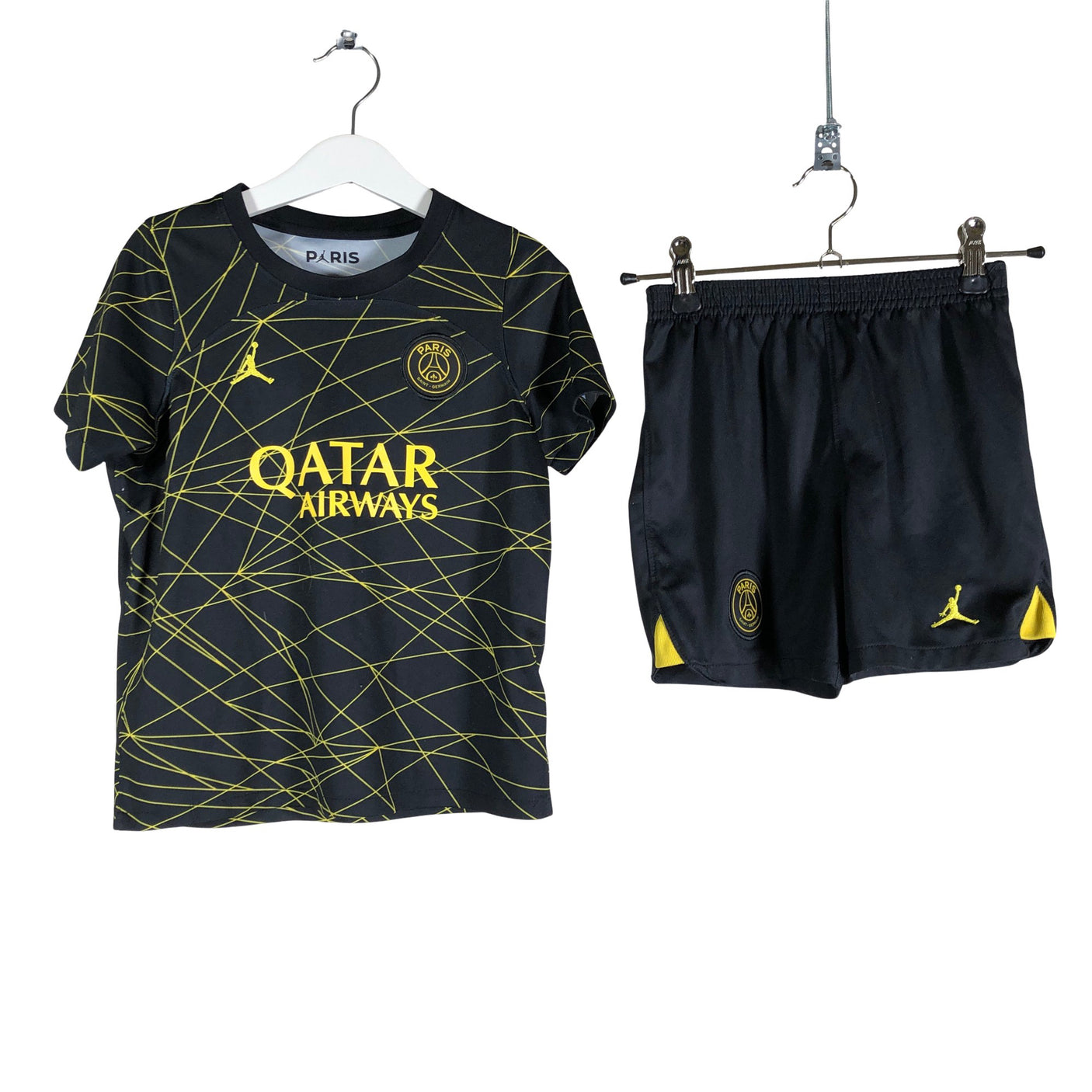 Unisex Jordan (Nike) - Urheiluasu, koko 110 - 116 - (1)