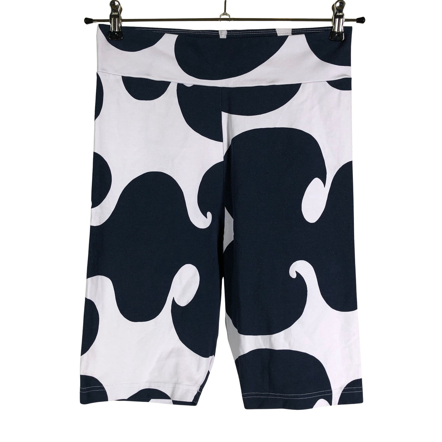 Unisex Adidas - Trikooshortsit, koko 42 - (1)