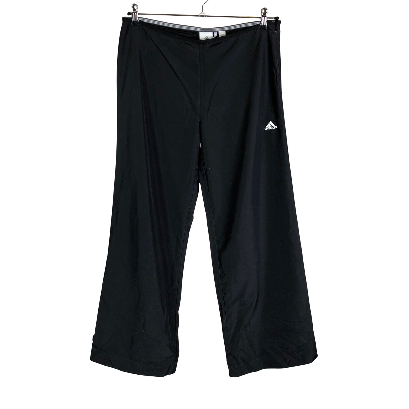 Unisex Adidas - Ulkoiluhousut, koko 40 - (1)