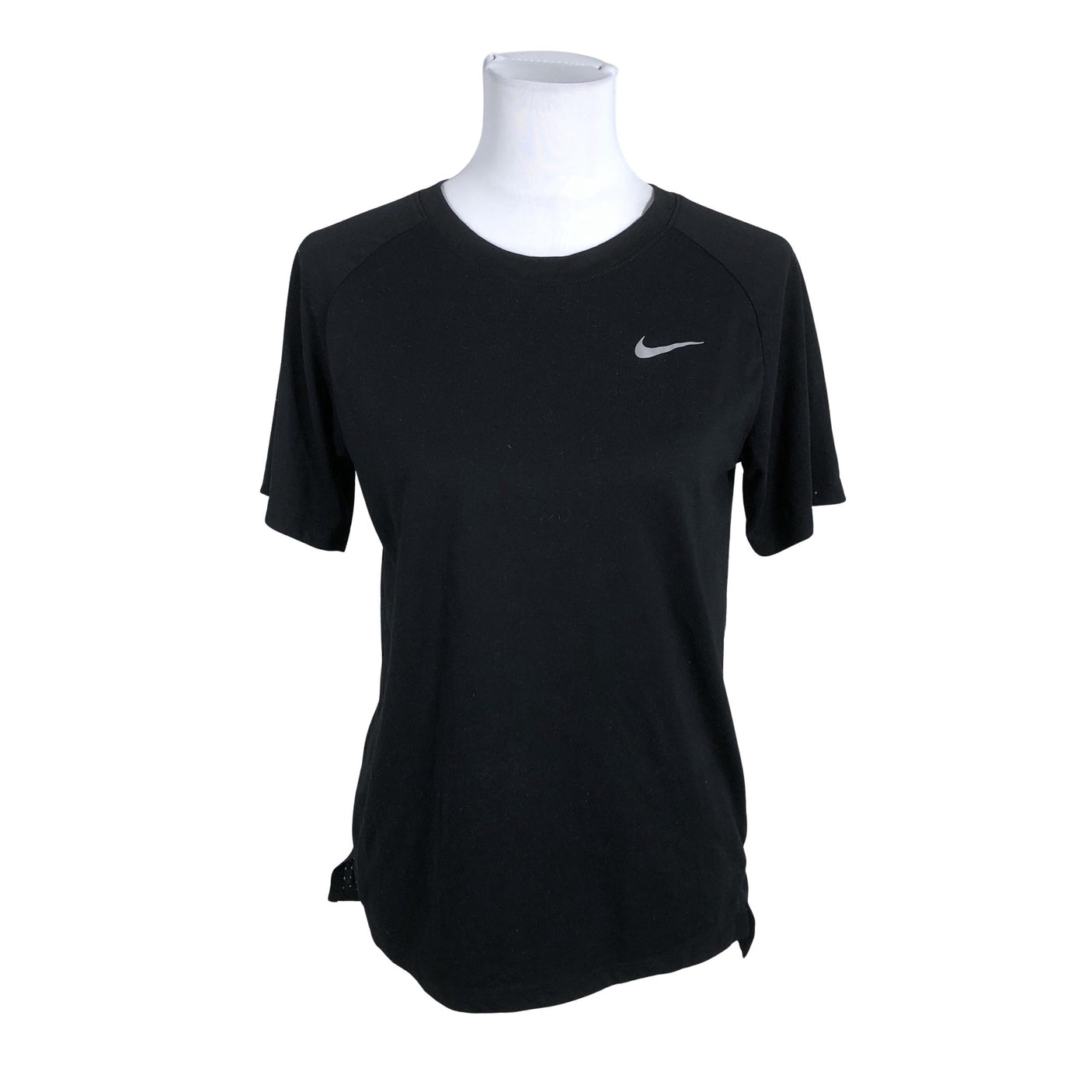 Naisten Nike - Urheilupaita, lyhyet hihat, koko 38 - Musta (1)