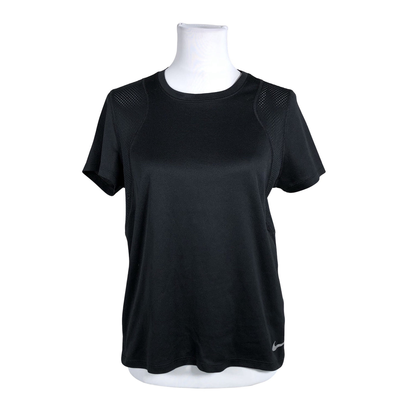 Naisten Nike - Urheilupaita, lyhyet hihat, koko 38 - Musta (1)