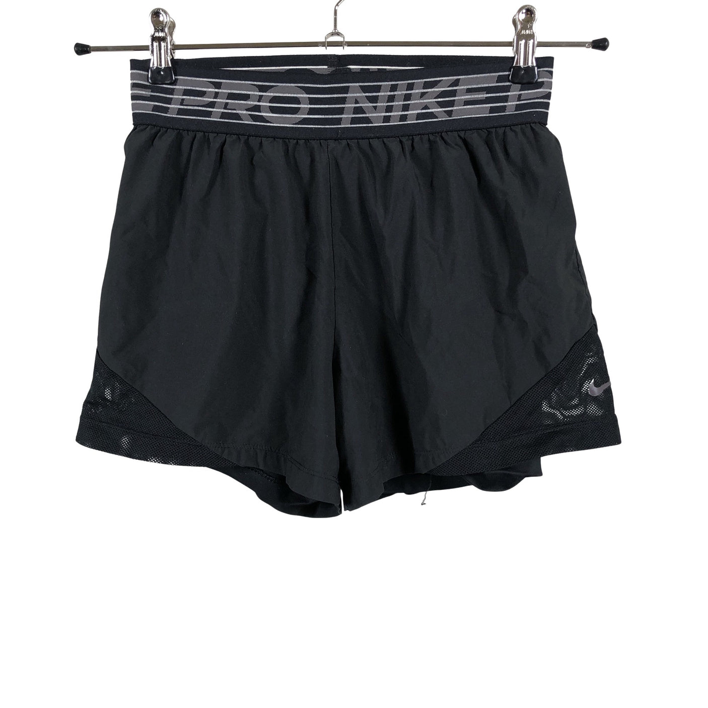 Naisten Nike - Urheilushortsit, koko 34 - Musta (1)