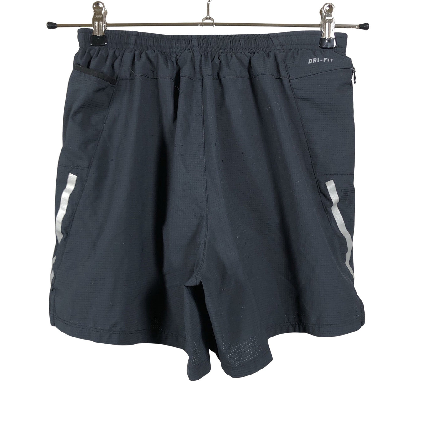 Naisten Nike - Urheilushortsit, koko 38 - Musta (2)