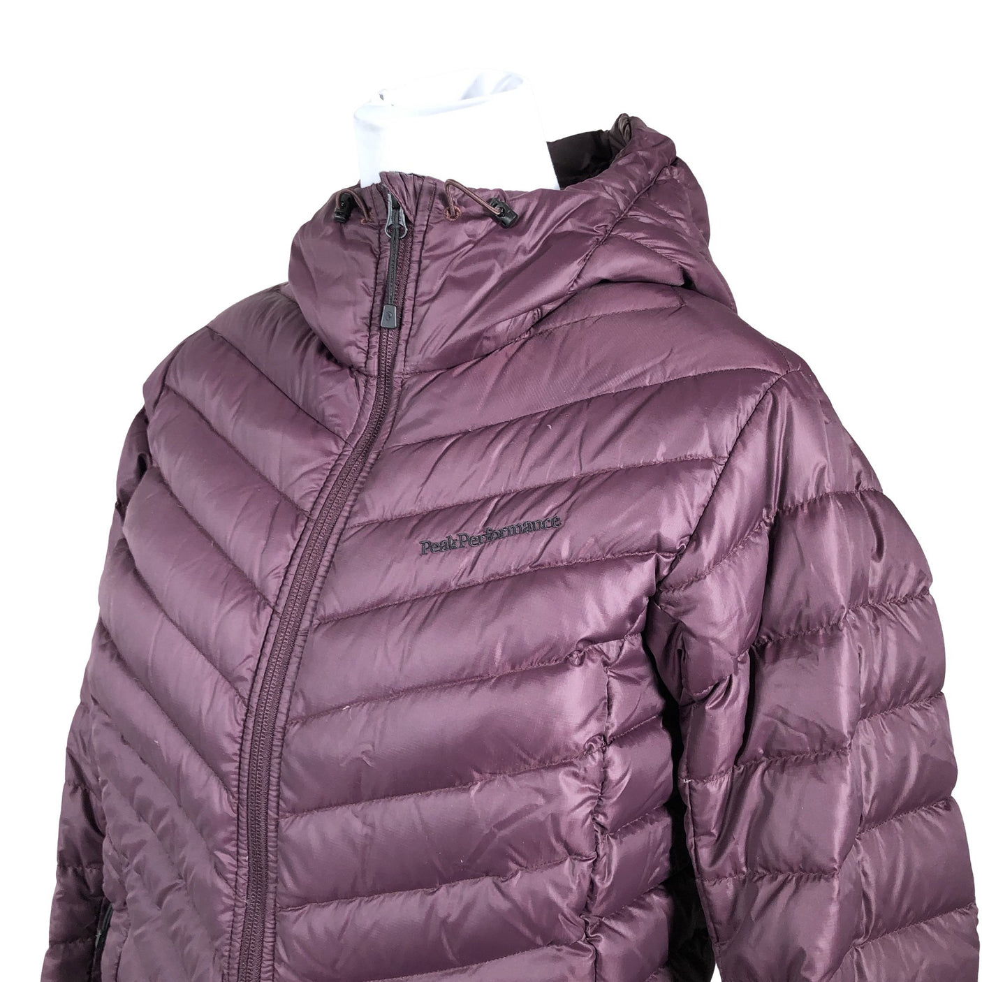 Naisten Peak Performance - Kevytuntuvatakki, koko 40 - Violetti (3)