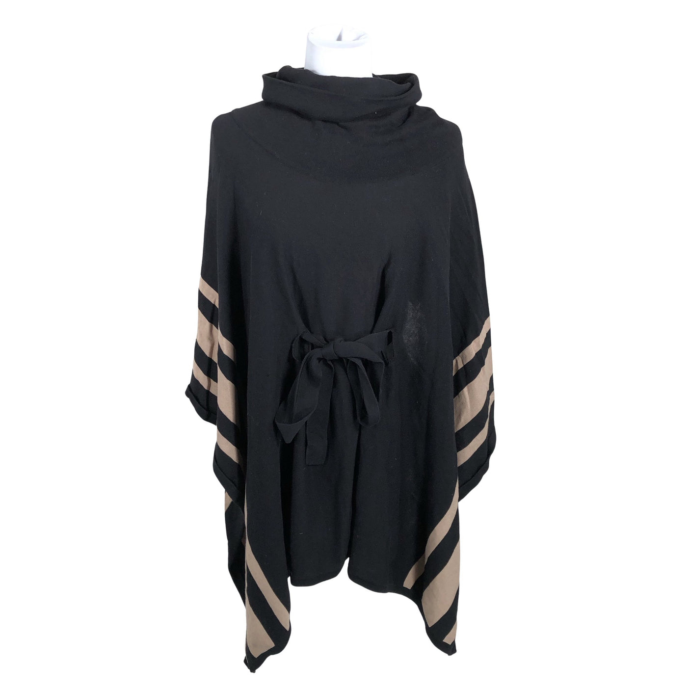 Naisten Uterqüe - Poncho, koko 38 - Musta (1)