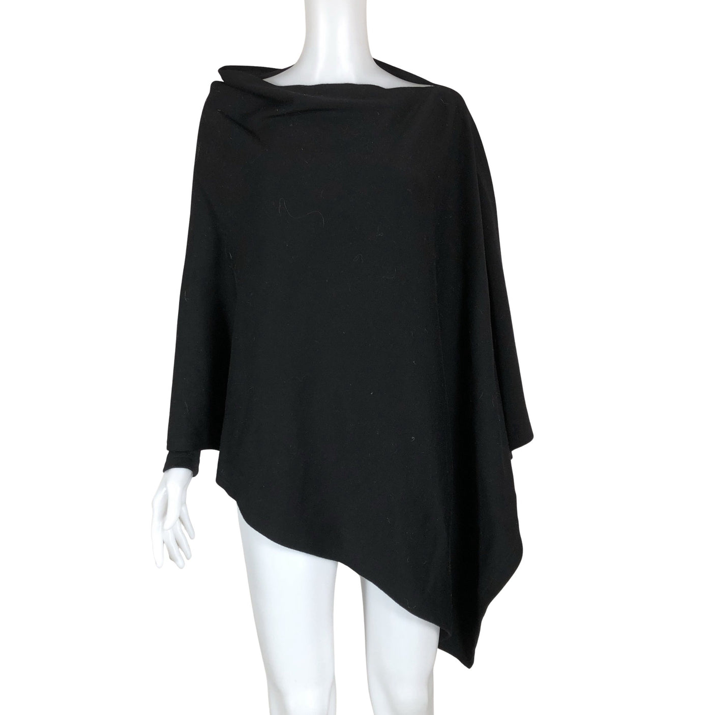 Naisten Design Pylsy - Poncho, koko 40 - Musta (1)