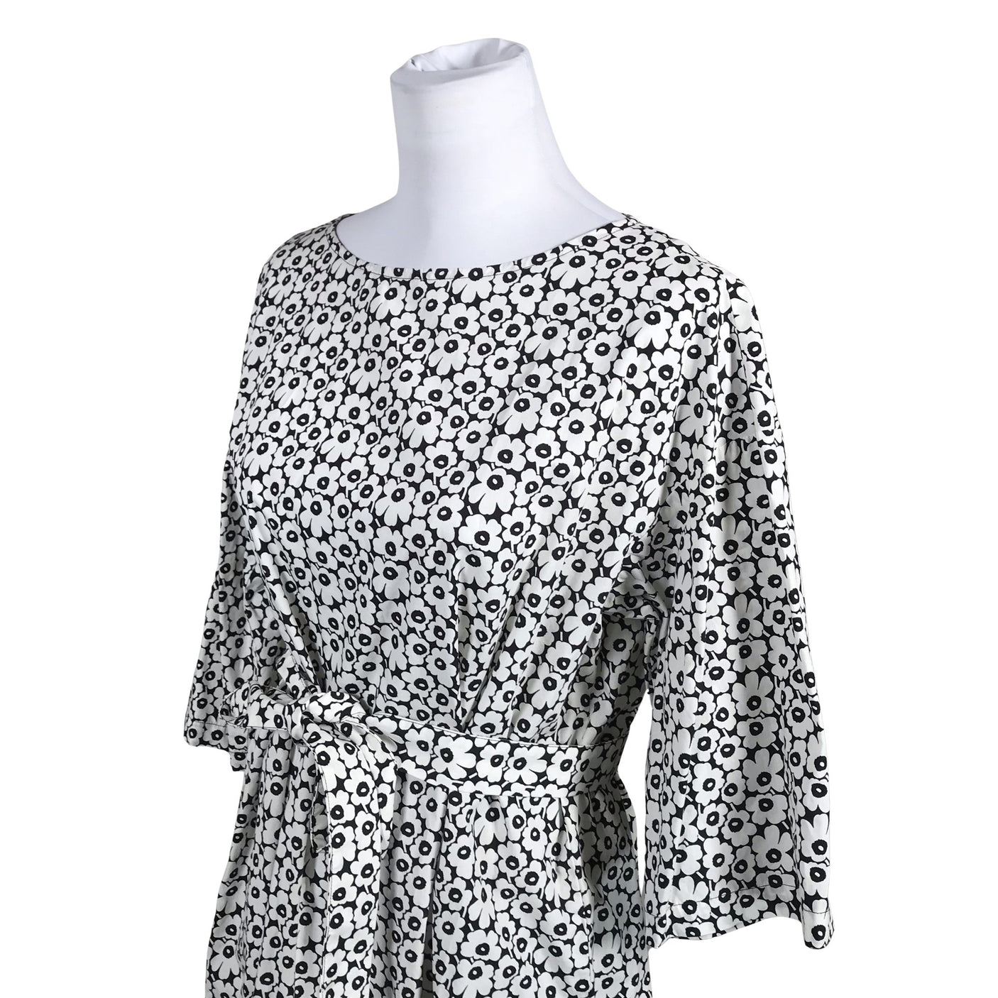 Naisten Marimekko - Kangasmekko, koko 44 - Musta (3)