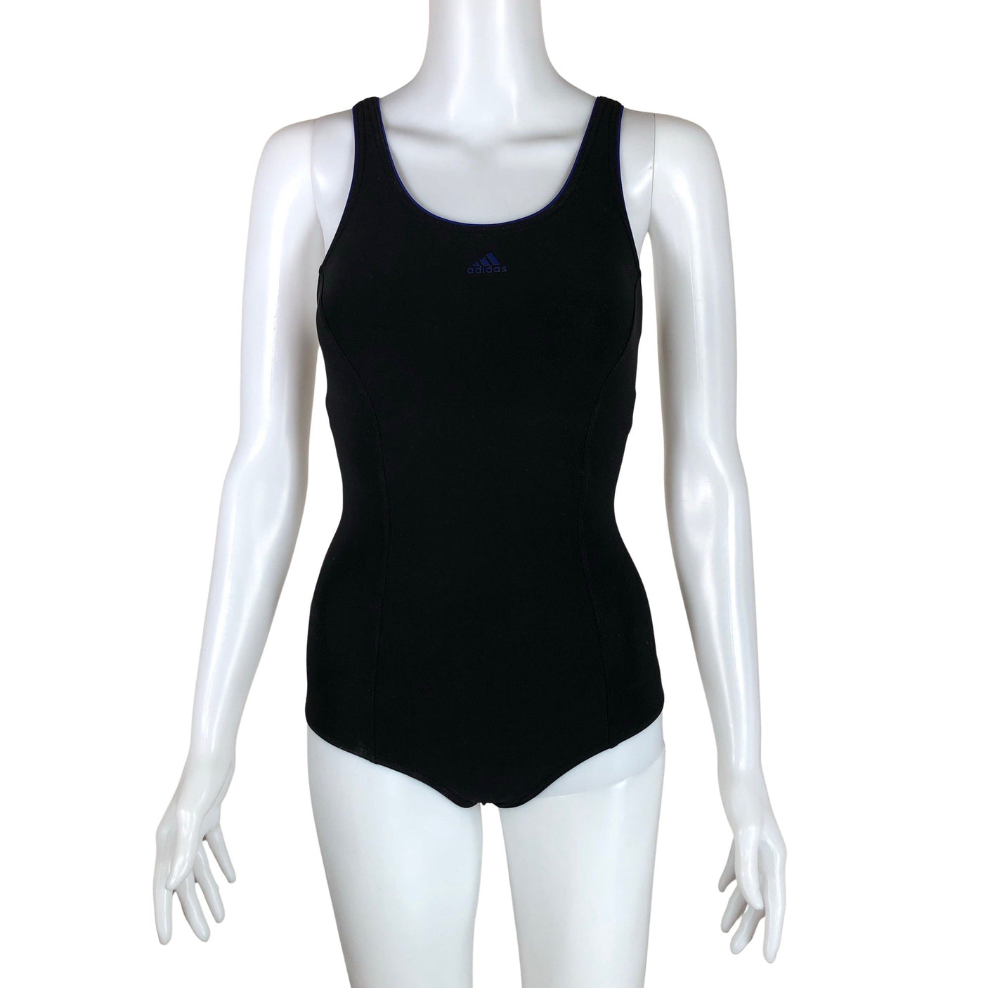 Unisex Adidas - Uima-asu, koko 36 - (1)