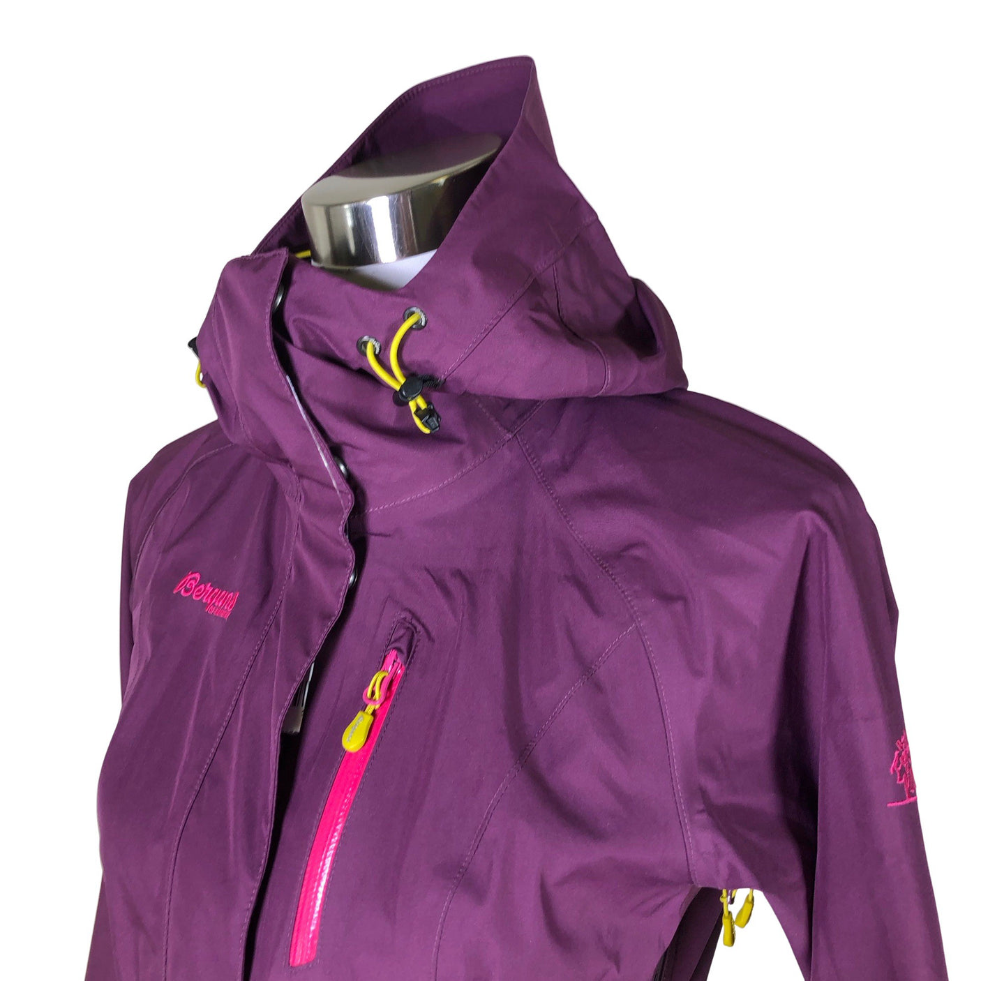 Naisten Bergans of Norway - Ulkoilutakki, koko 34 - Violetti (3)