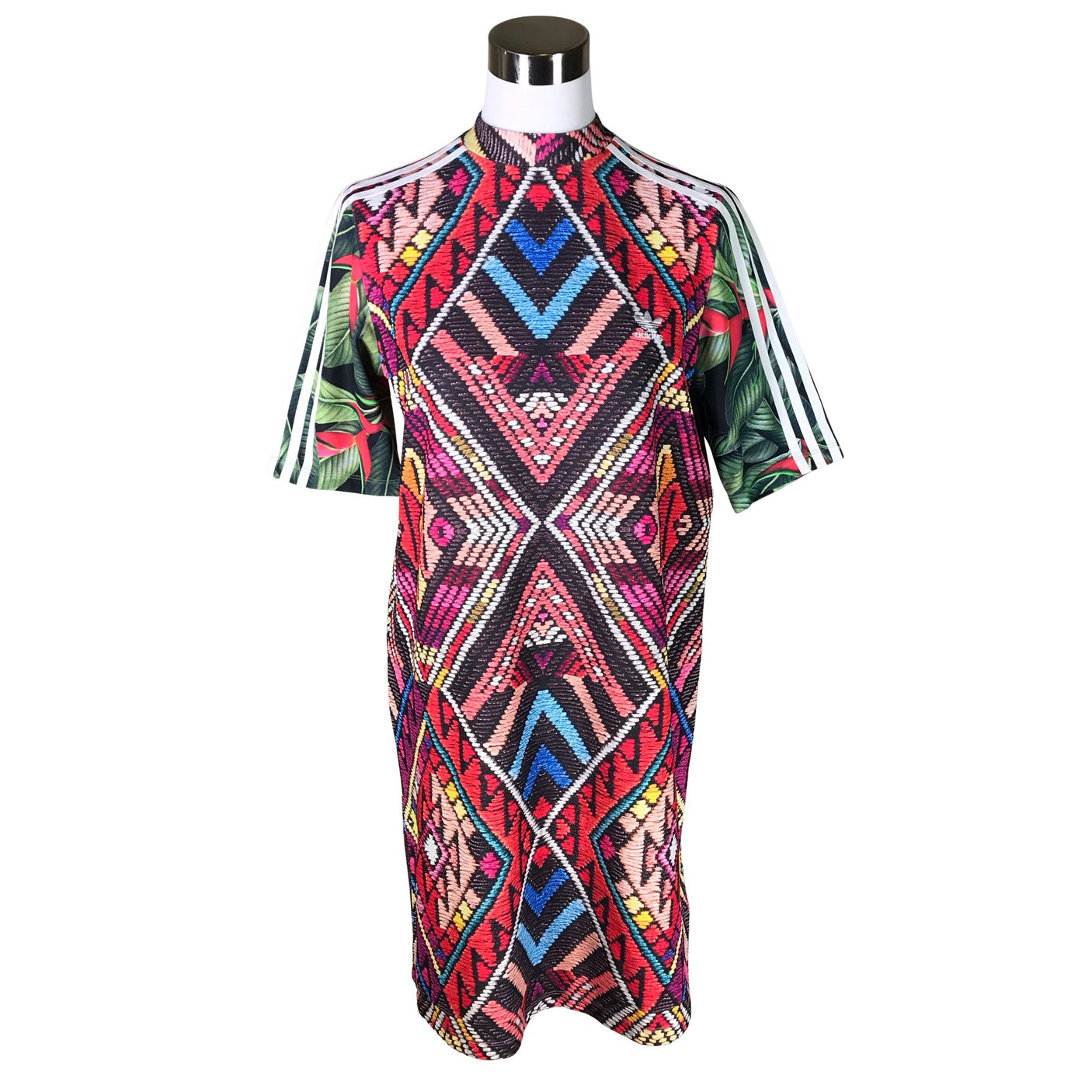 Unisex Adidas - Trikoomekko, koko 40 - (1)