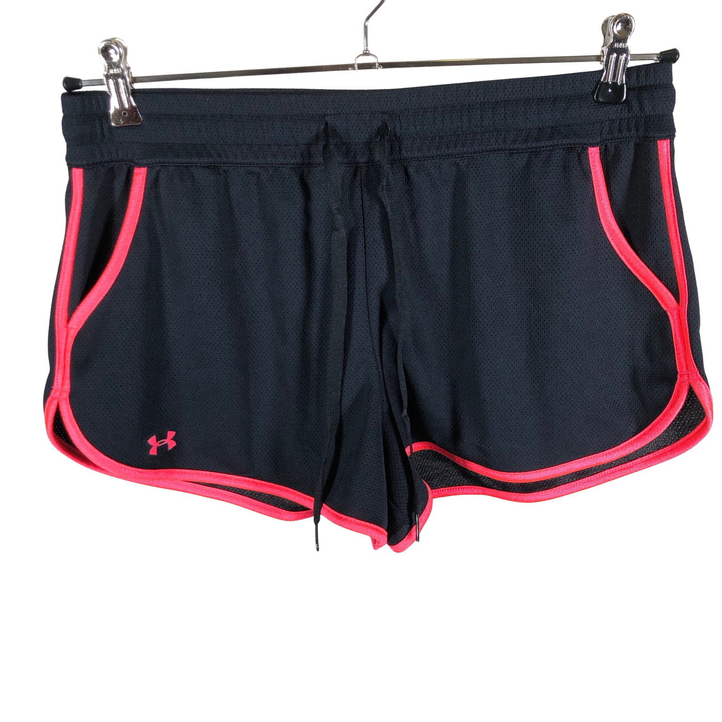 Naisten Under Armour - Urheilushortsit, koko 38 - Musta (1)