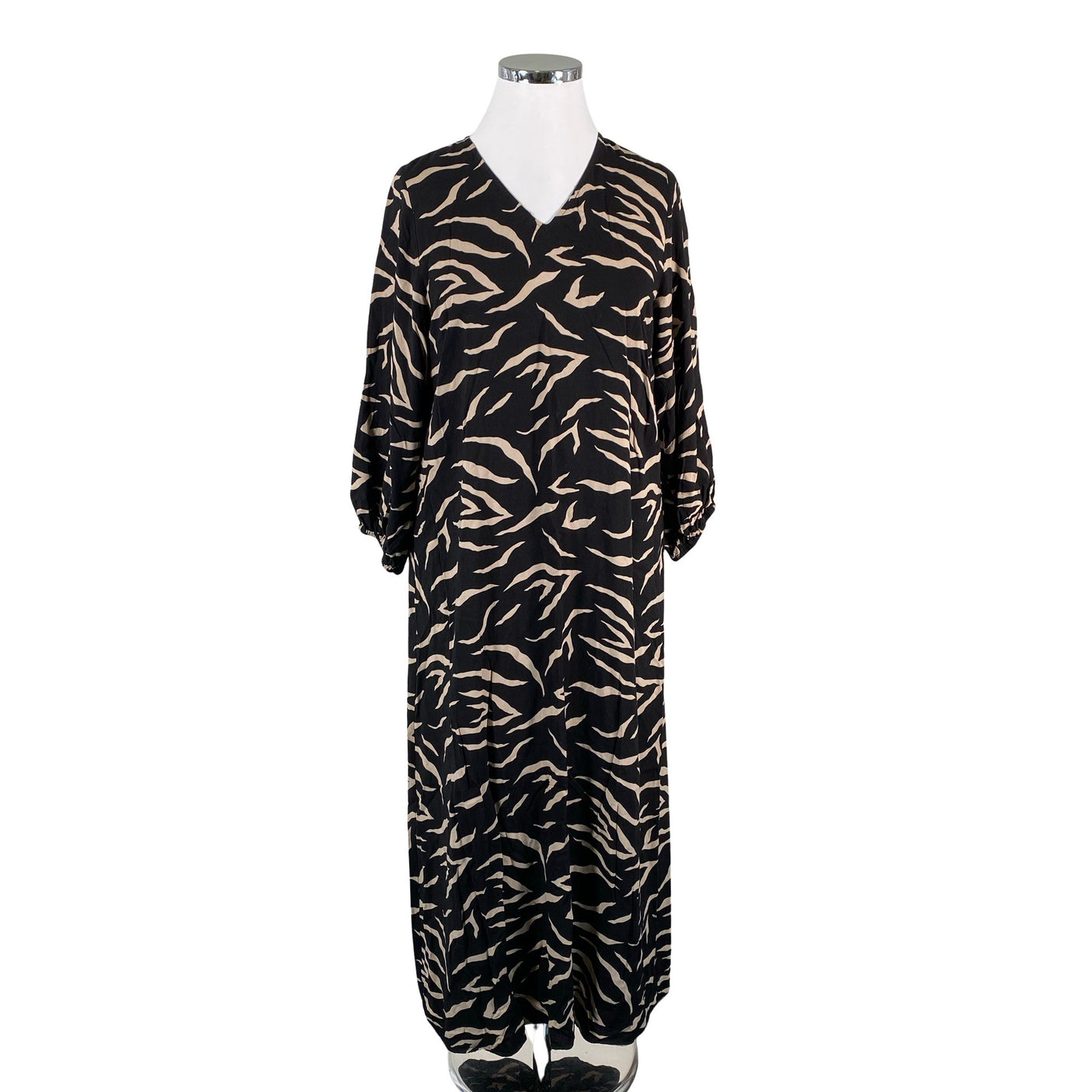 Naisten Cut & Pret - Trikoomekko, koko 44 - Musta (1)