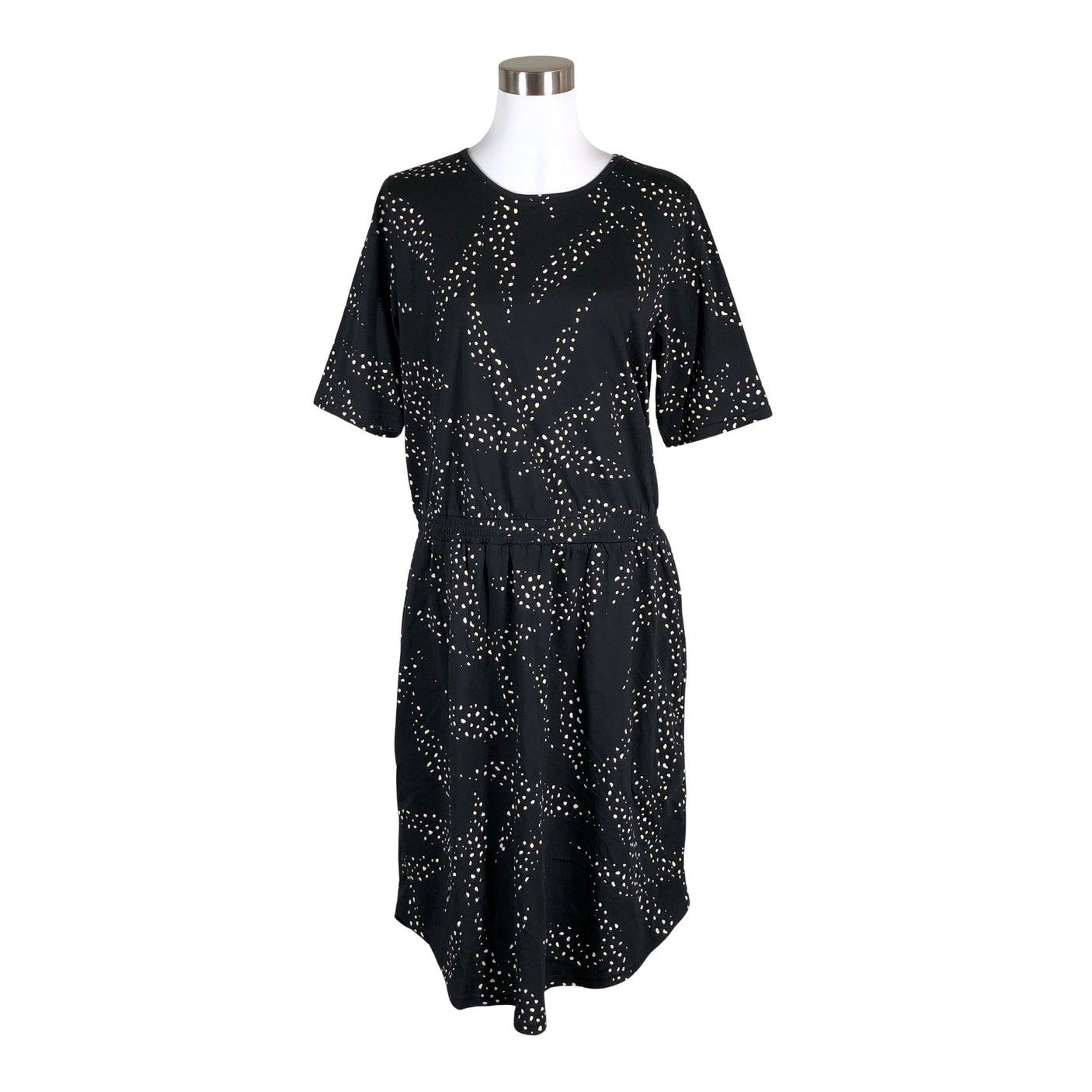 Naisten NOSH - Trikoomekko, koko 40 - Musta (1)