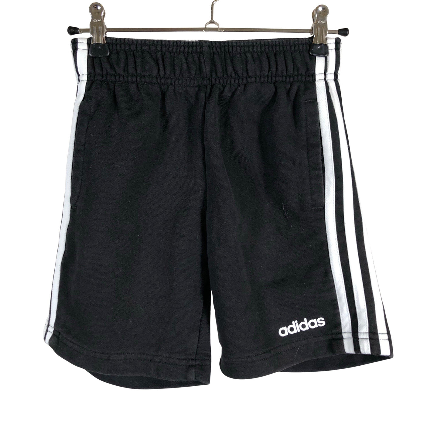 Unisex Adidas - Collegeshortsit, koko 134 - 140 - Musta (1)