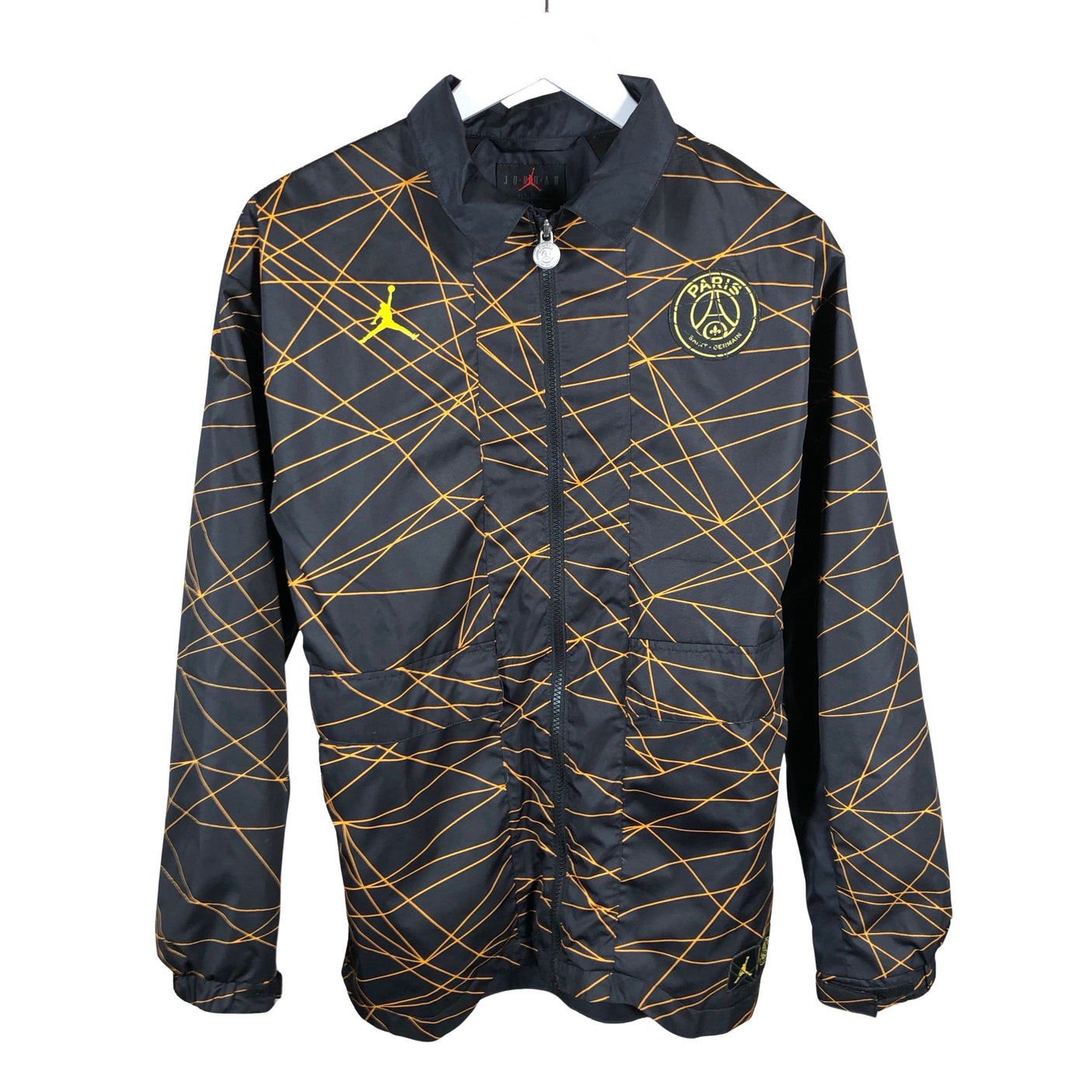 Unisex Jordan (Nike) - Ulkoilutakki, koko 164 - 170 - Musta (1)