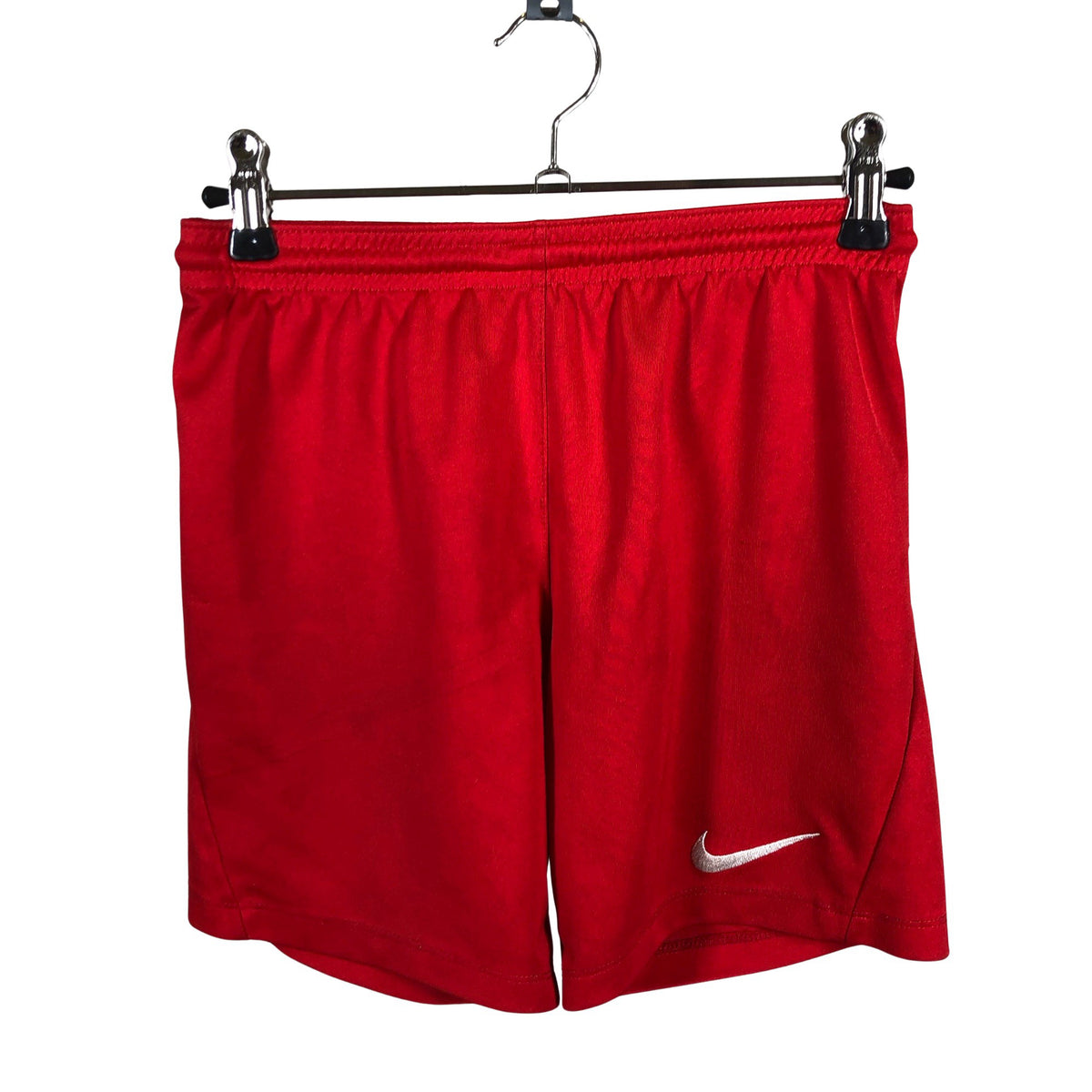 Unisex Nike - Urheilushortsit, koko 128 - 134 - Punainen (1)