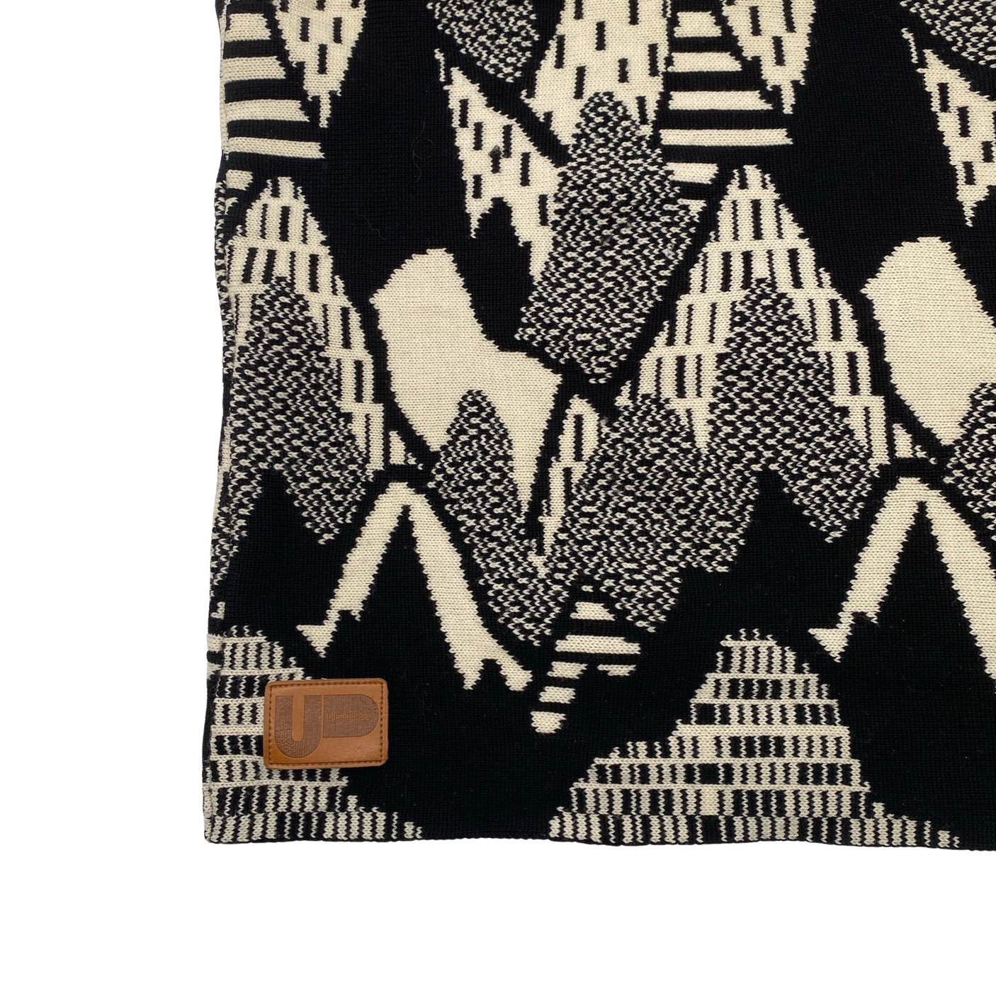 Naisten Uhana Design - Tuubihuivi, koko Maxi - Musta (3)
