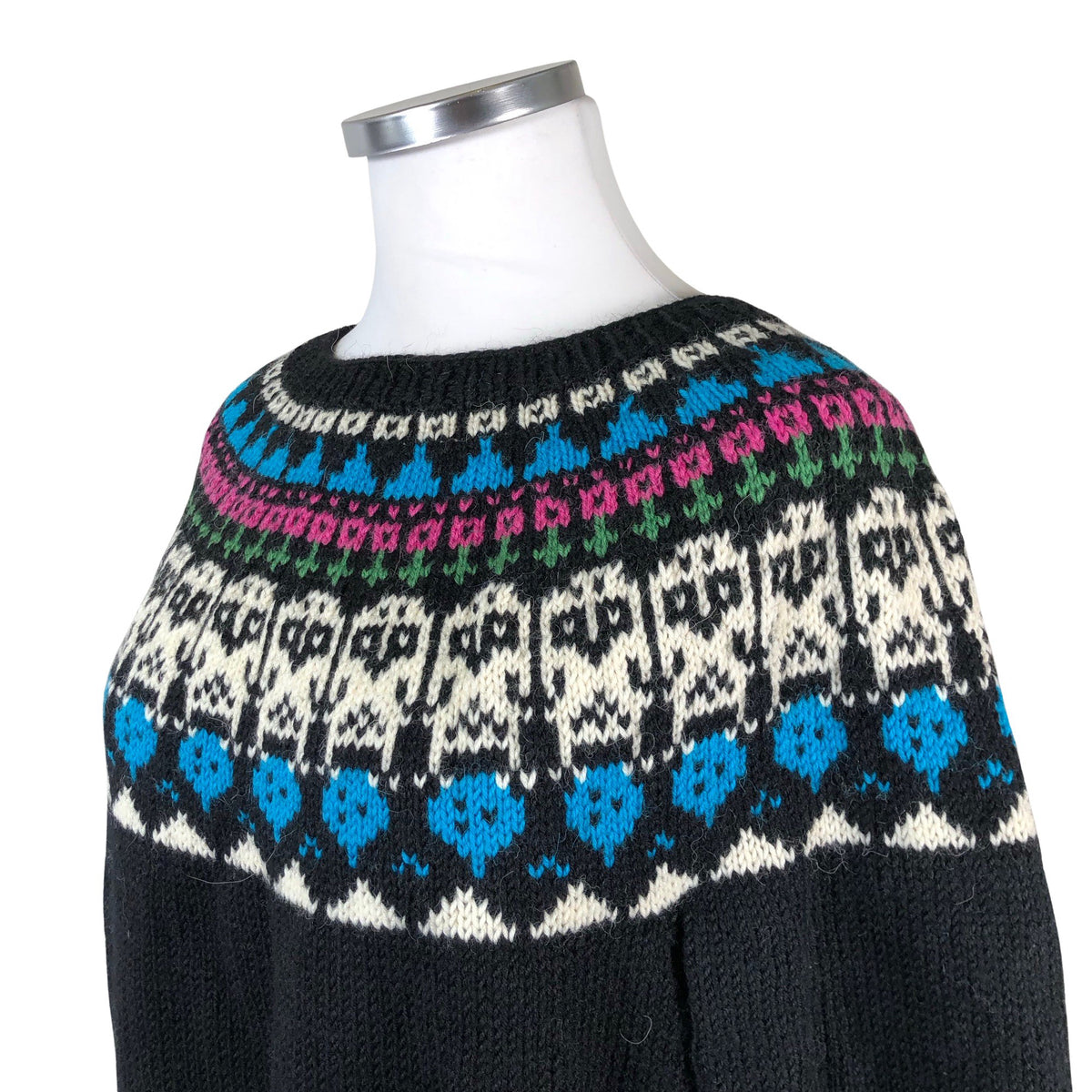 Naisten Handmade - Neulepaita, koko 42 - Musta (3)