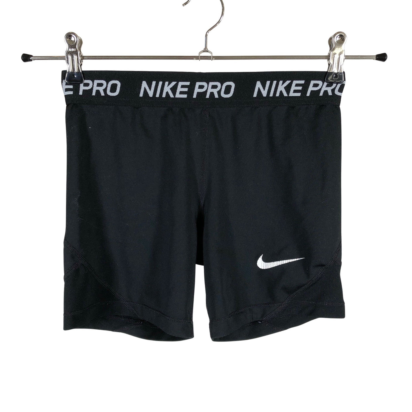 Naisten Nike - Urheilushortsit, koko 34 - Musta (1)