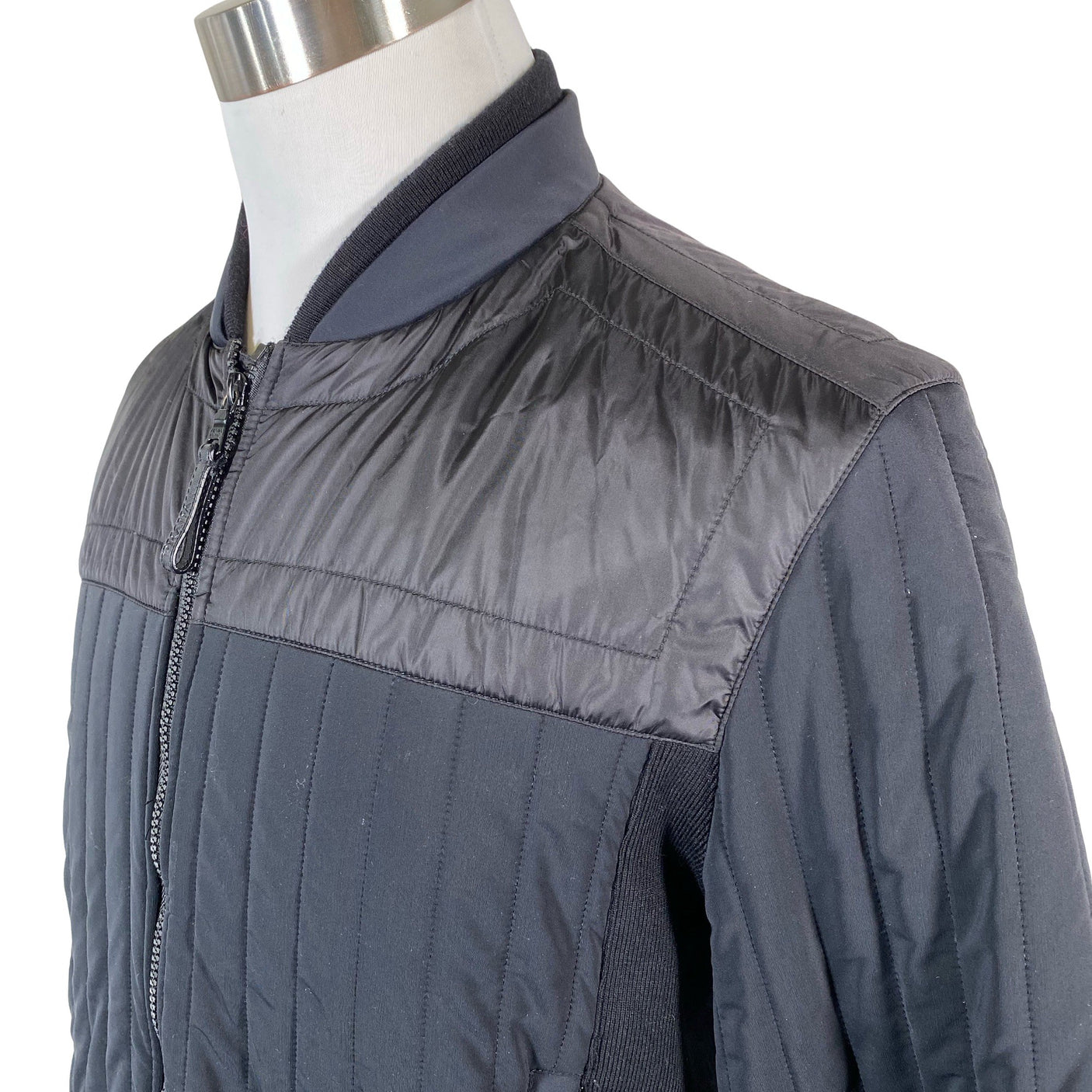 Unisex Prada - Õhem talvejope, suurus XL - Must