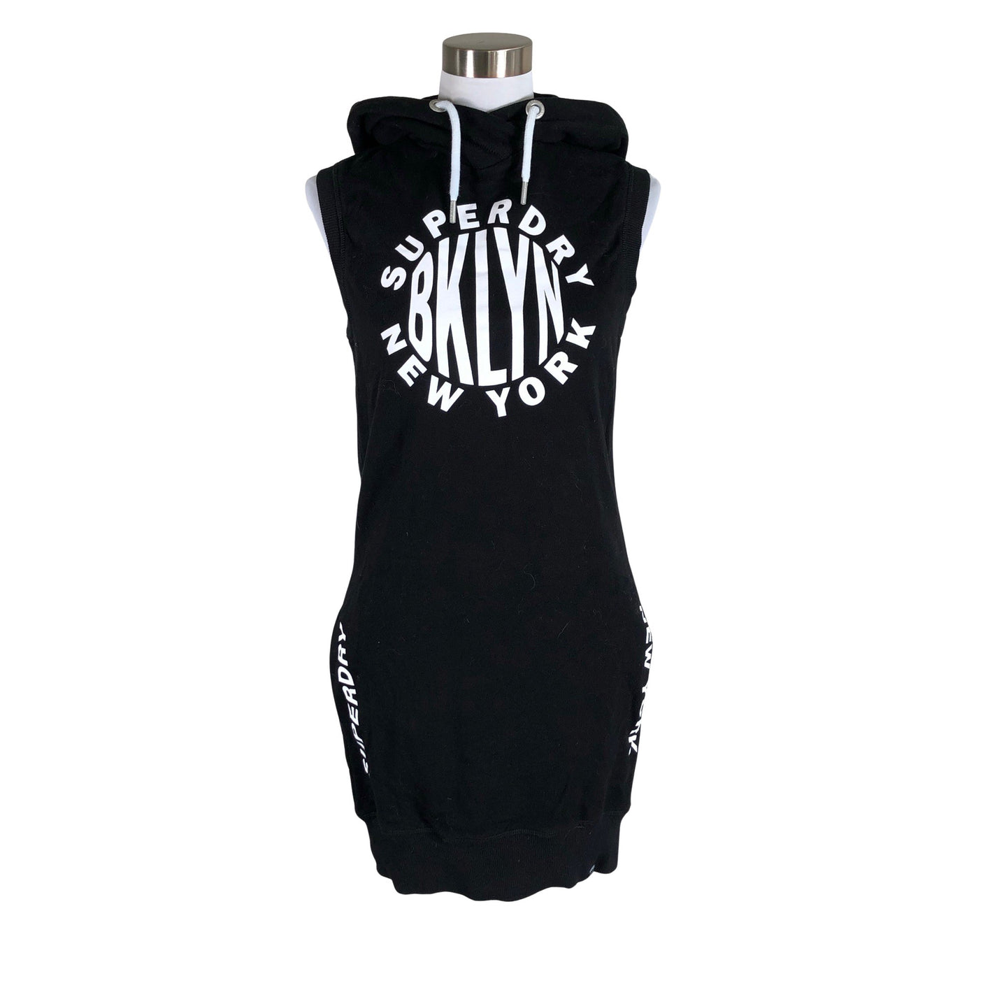 Naisten Superdry - Collegemekko, koko 32 - Musta (1)