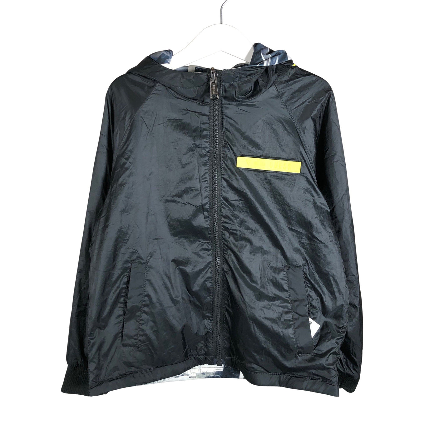 Unisex Guess - Ulkoilutakki, koko 116 - 122 - Musta (1)