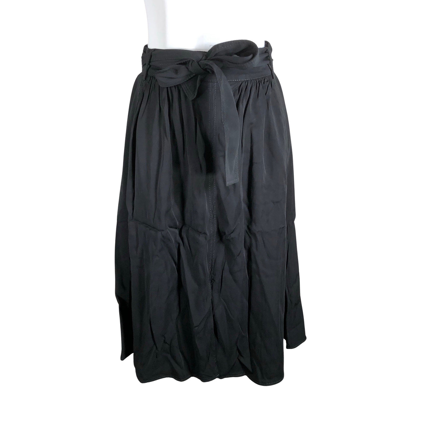 Naisten Massimo Dutti - Kangashame, koko 38 - Musta (1)
