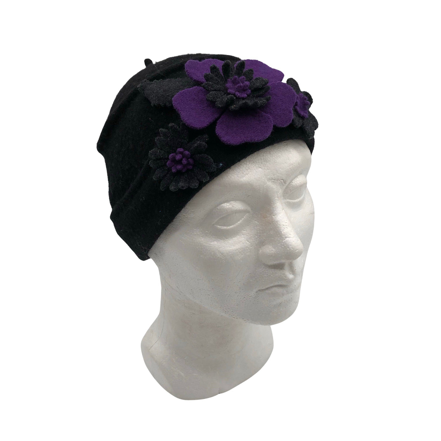 Naisten Handmade - Talvihattu, koko 56 - 58 cm - Musta (1)