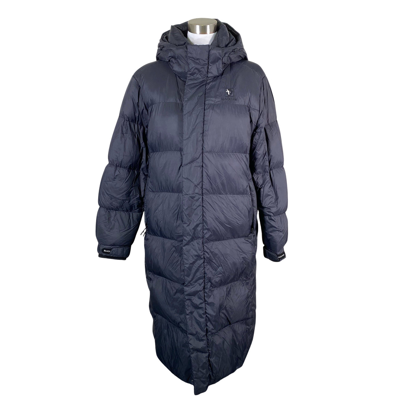 Naisten Black Yak - Untuvatakki, koko 40 - Musta (1)