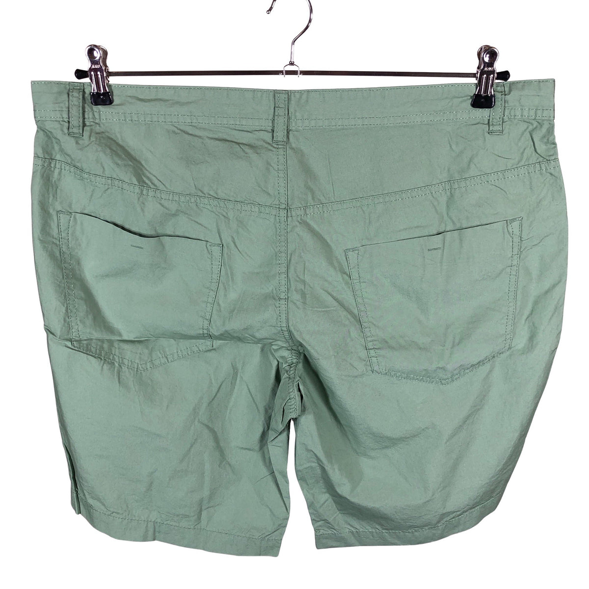 Naisten Benetton - Shortsit, koko 52 - Vihreä (2)