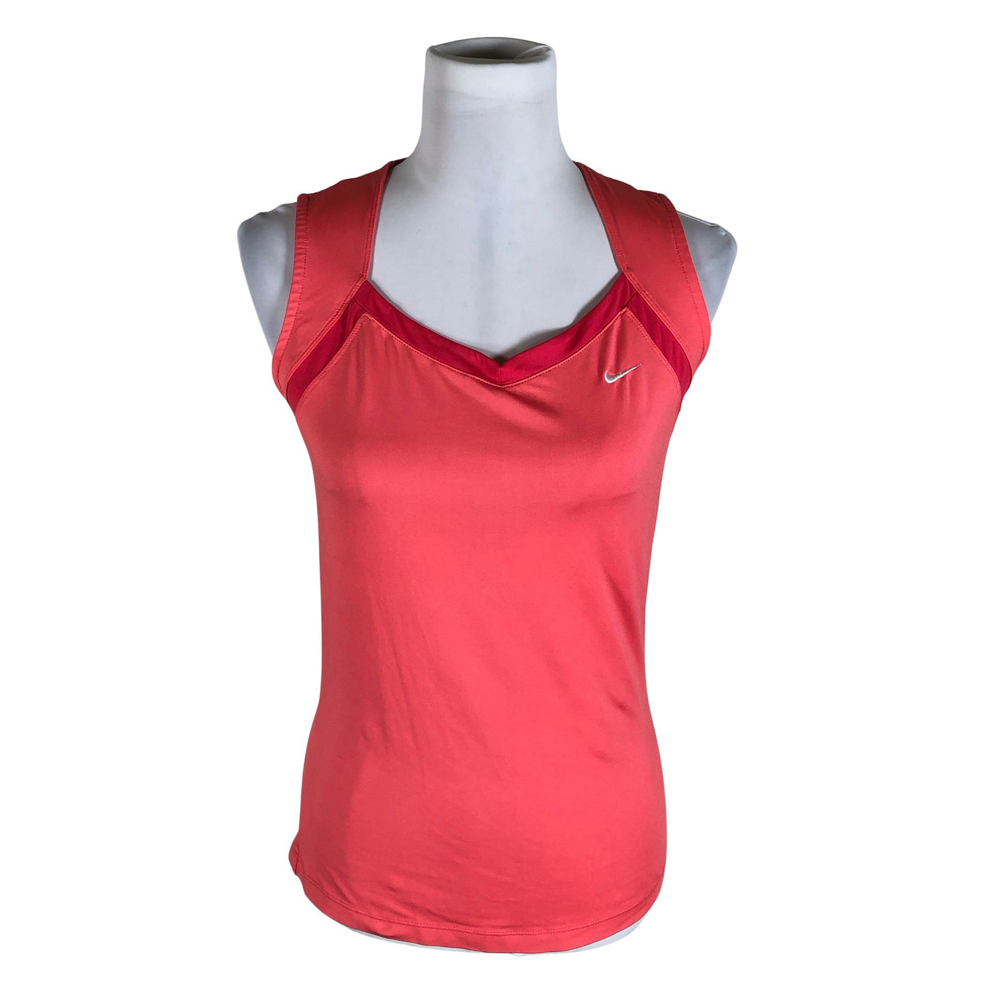 Naisten Nike - Urheilutoppi, koko 38 - Oranssi (1)