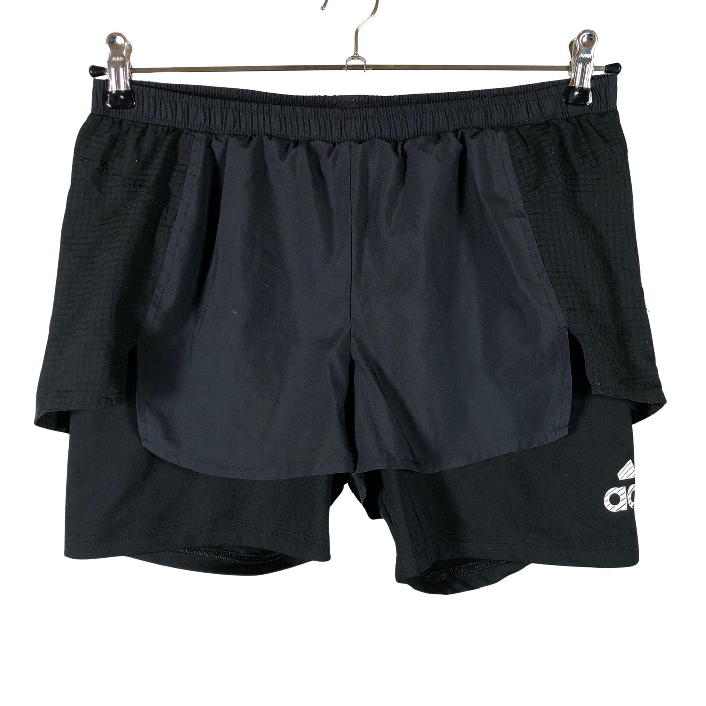 Naisten Adidas - Urheilushortsit, koko 38 - Musta (1)