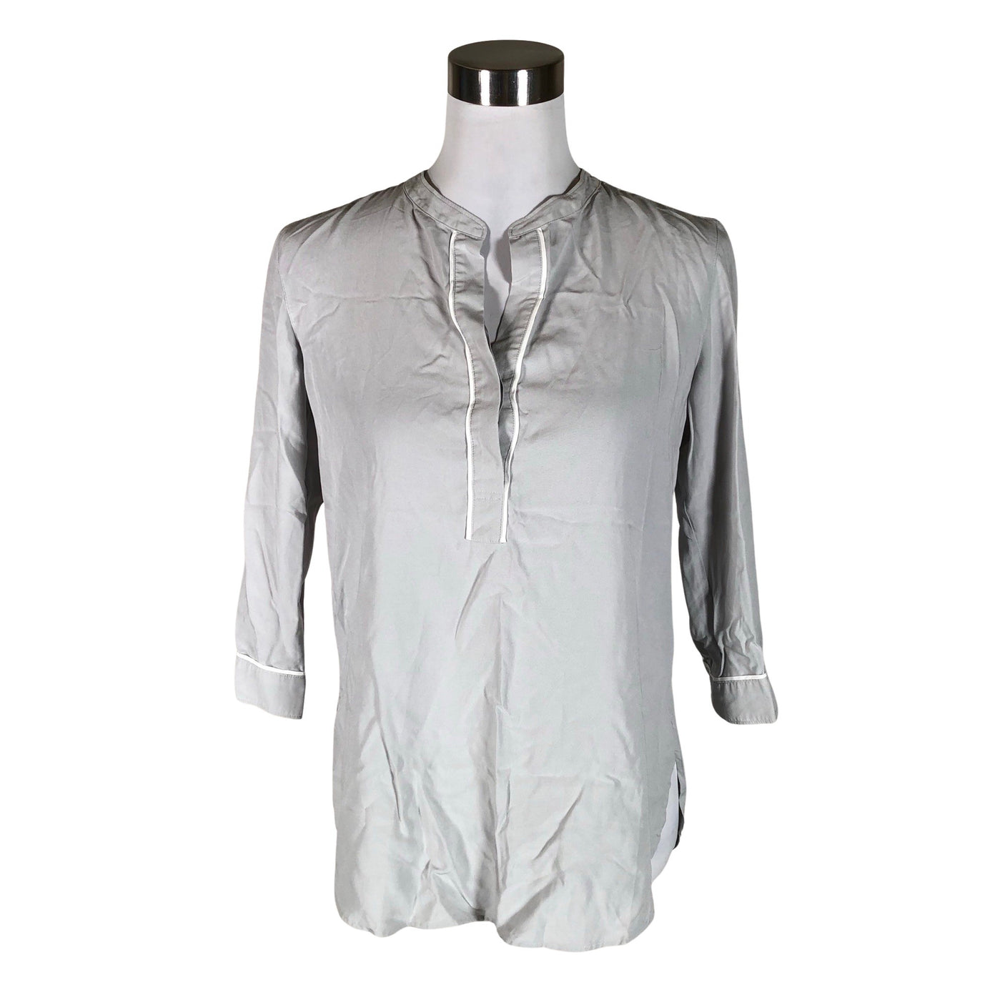 Naisten Uniqlo - Pusero, koko 36 - Harmaa (1)