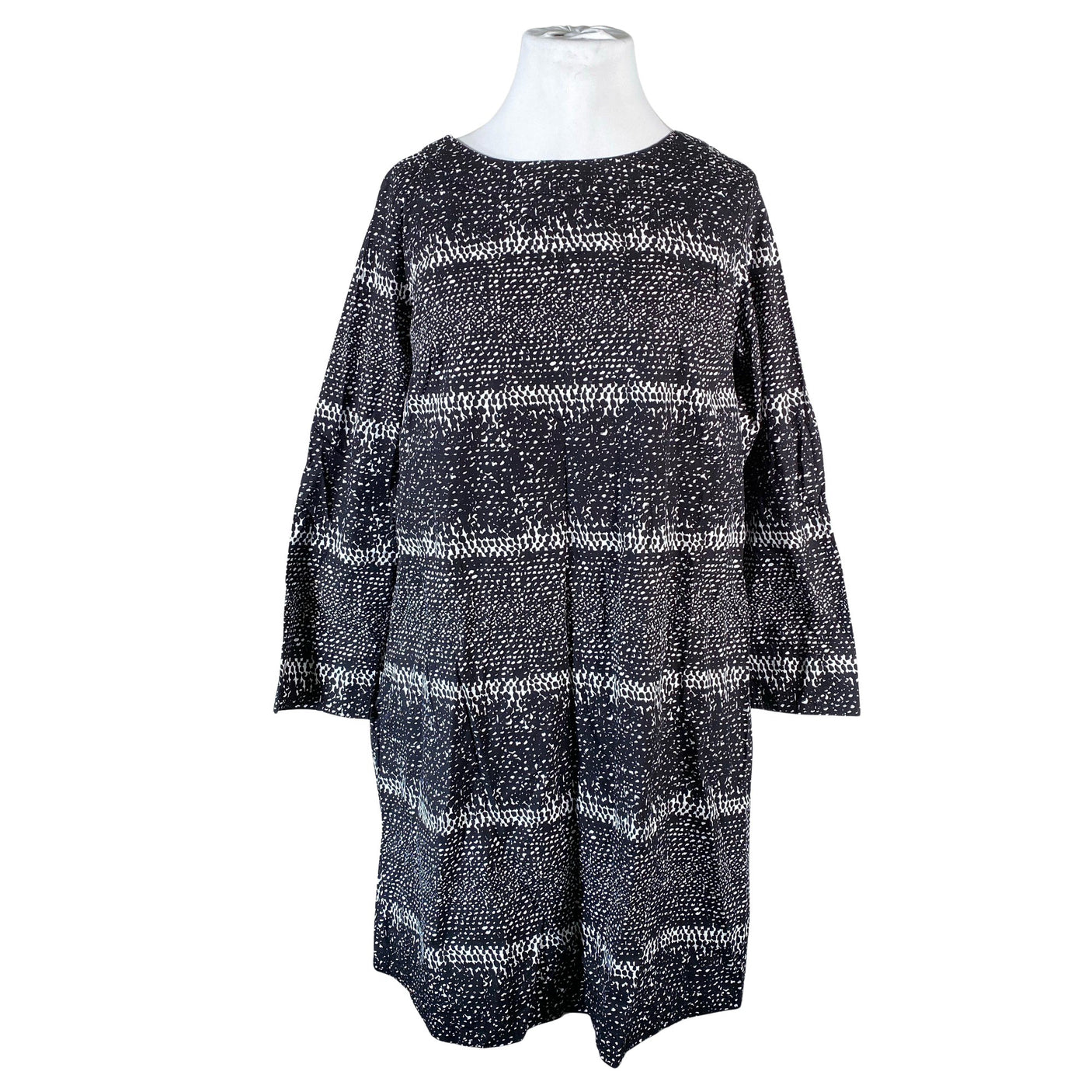 Naisten Marimekko - Kangasmekko, koko 46 - Musta (1)