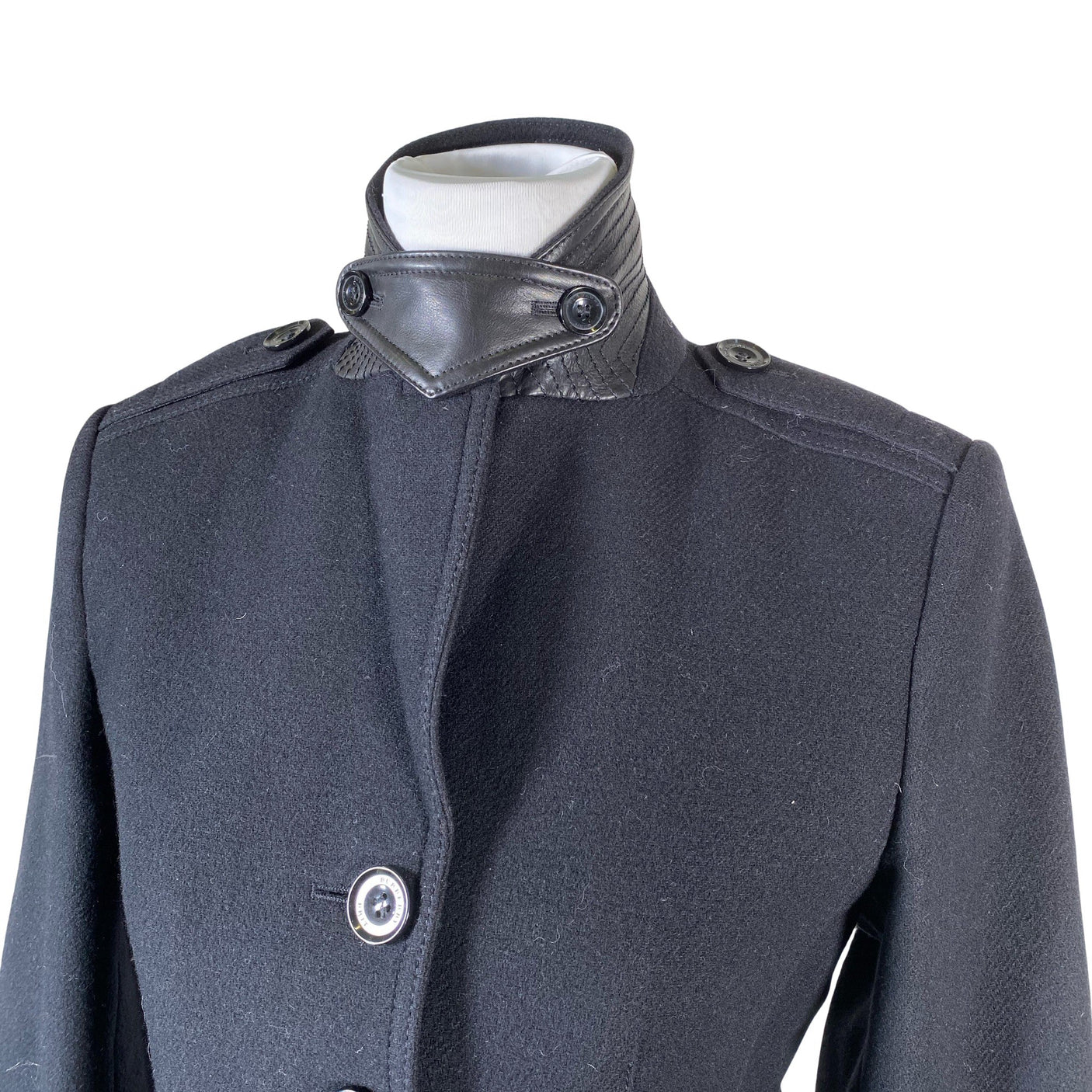 Naisten Burberry Brit - Villakangastakki, koko 38 - Musta (2)